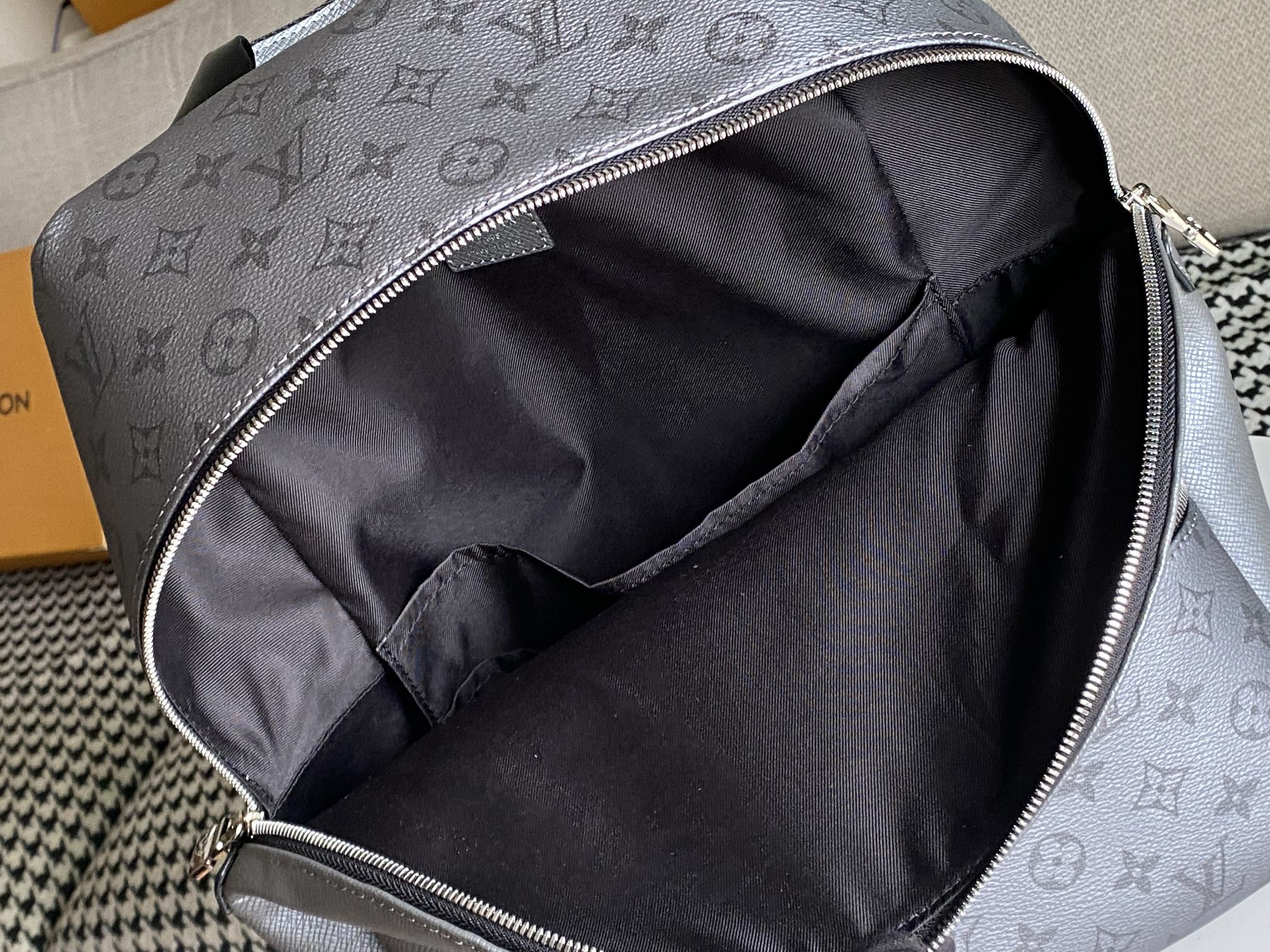 LuxluxHouse Great quality Louis Vuitton Bag Top Quality 37*40*20CM Free shipping