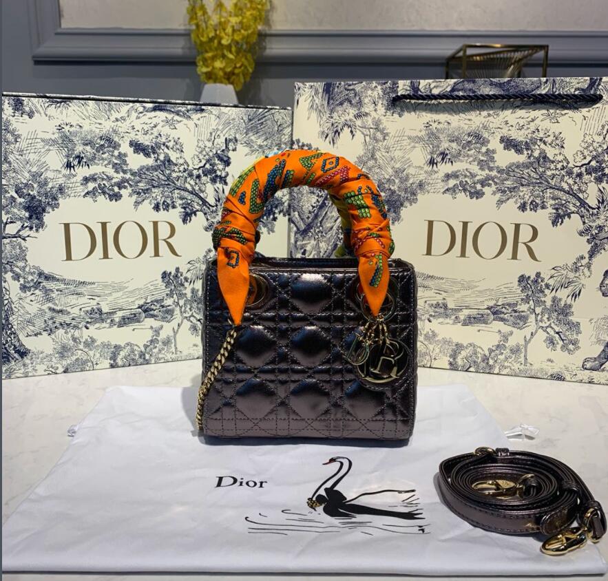 Free shipping LuxluxHouse Dior Top Bag 17*8*14cm