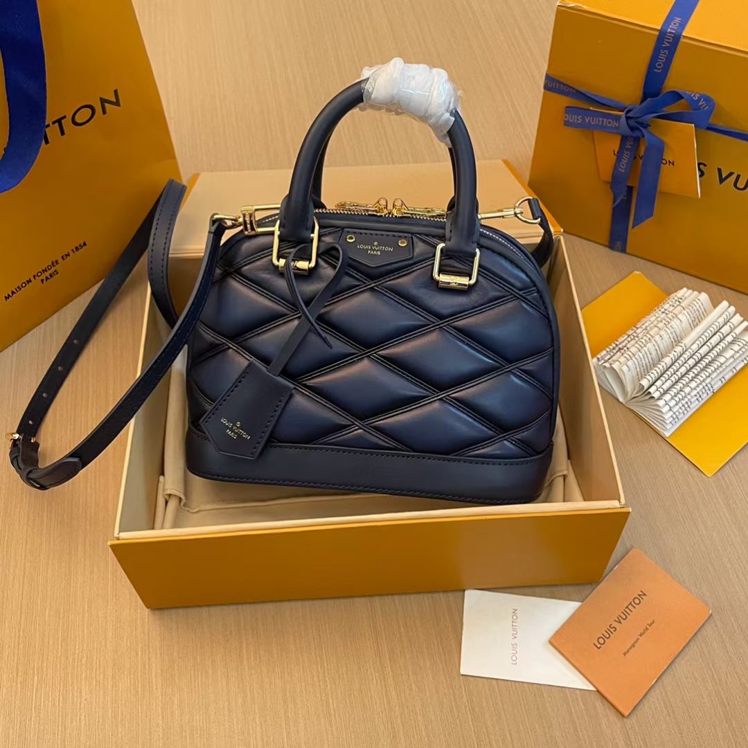 women Louis Vuitton Top Bag 23666 (LuxluxHouse)