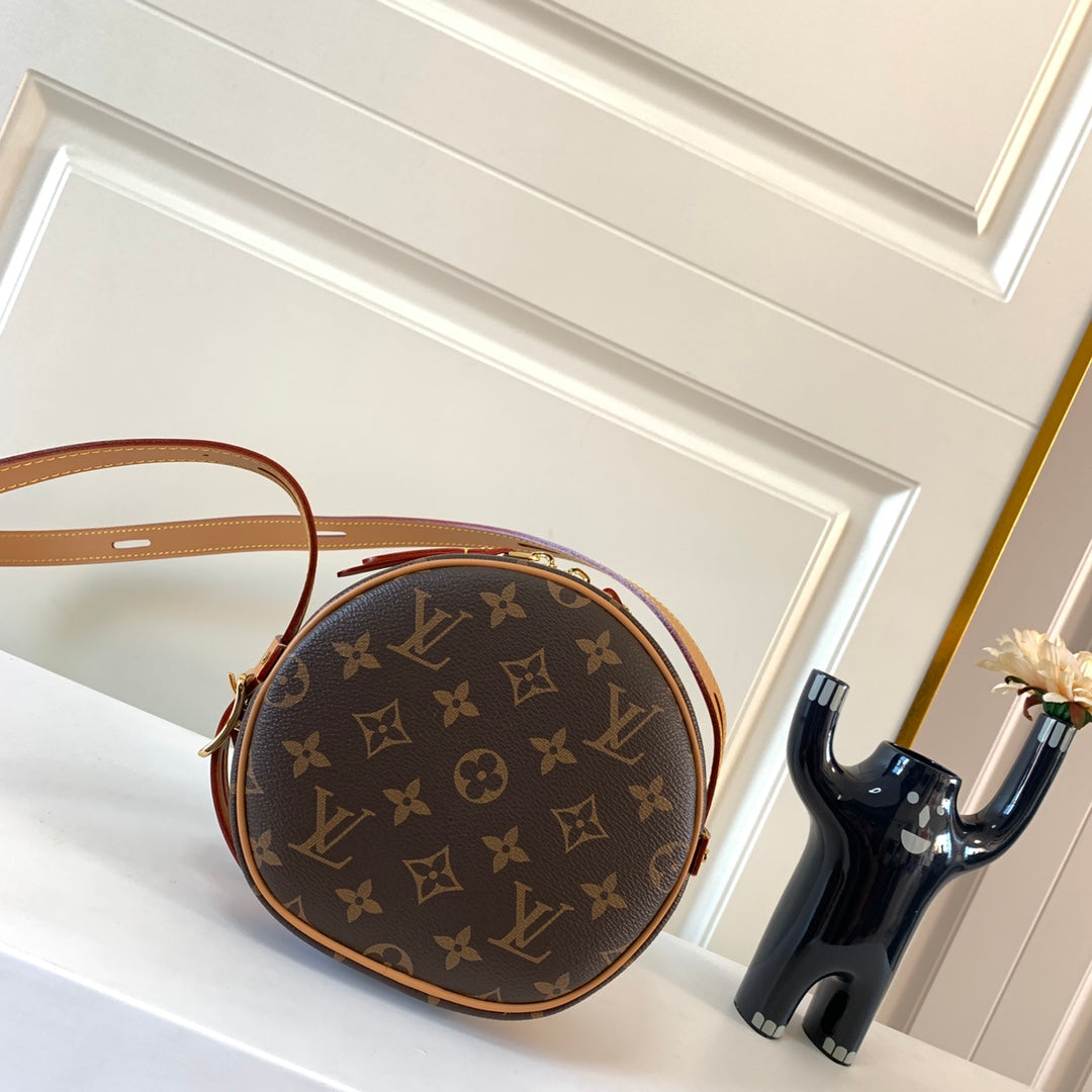 LuxluxHouse Great quality Louis Vuitton Bag Top Quality 17*16*7CM Free shipping