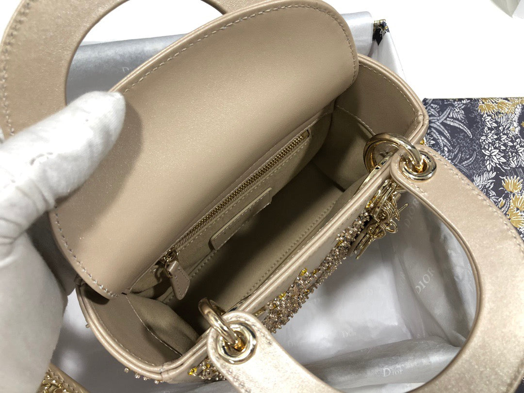 Women LuxluxHouse Dior Bag Top Quality