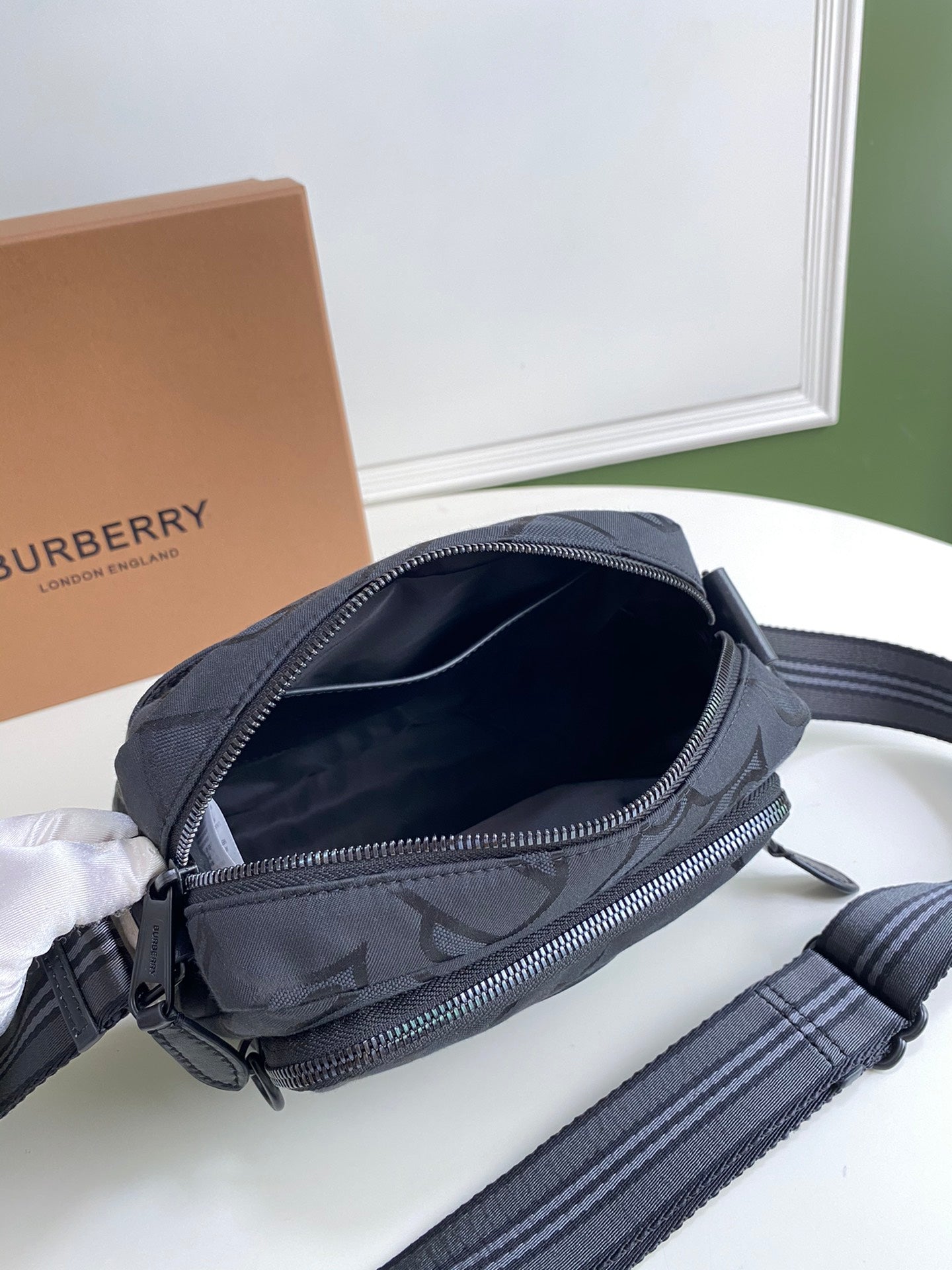 LuxluxHouse Great quality Burberry Bag Top Quality 23*15*7cm Free shipping