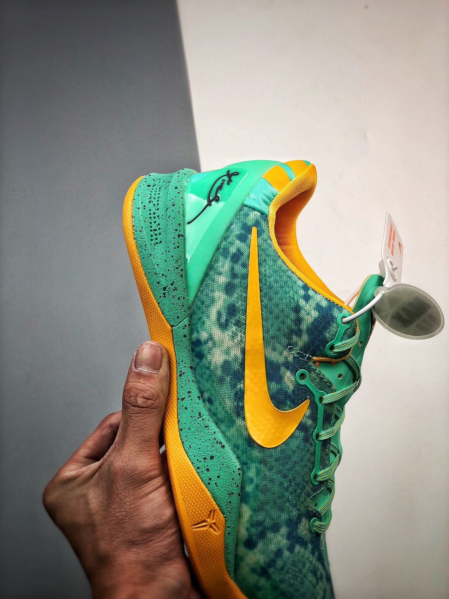 LuxluxHouse Nike kobe8 Free shipping