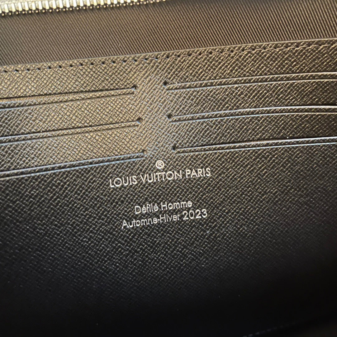 Louis Vuitton Top Bag (LuxluxHouse)