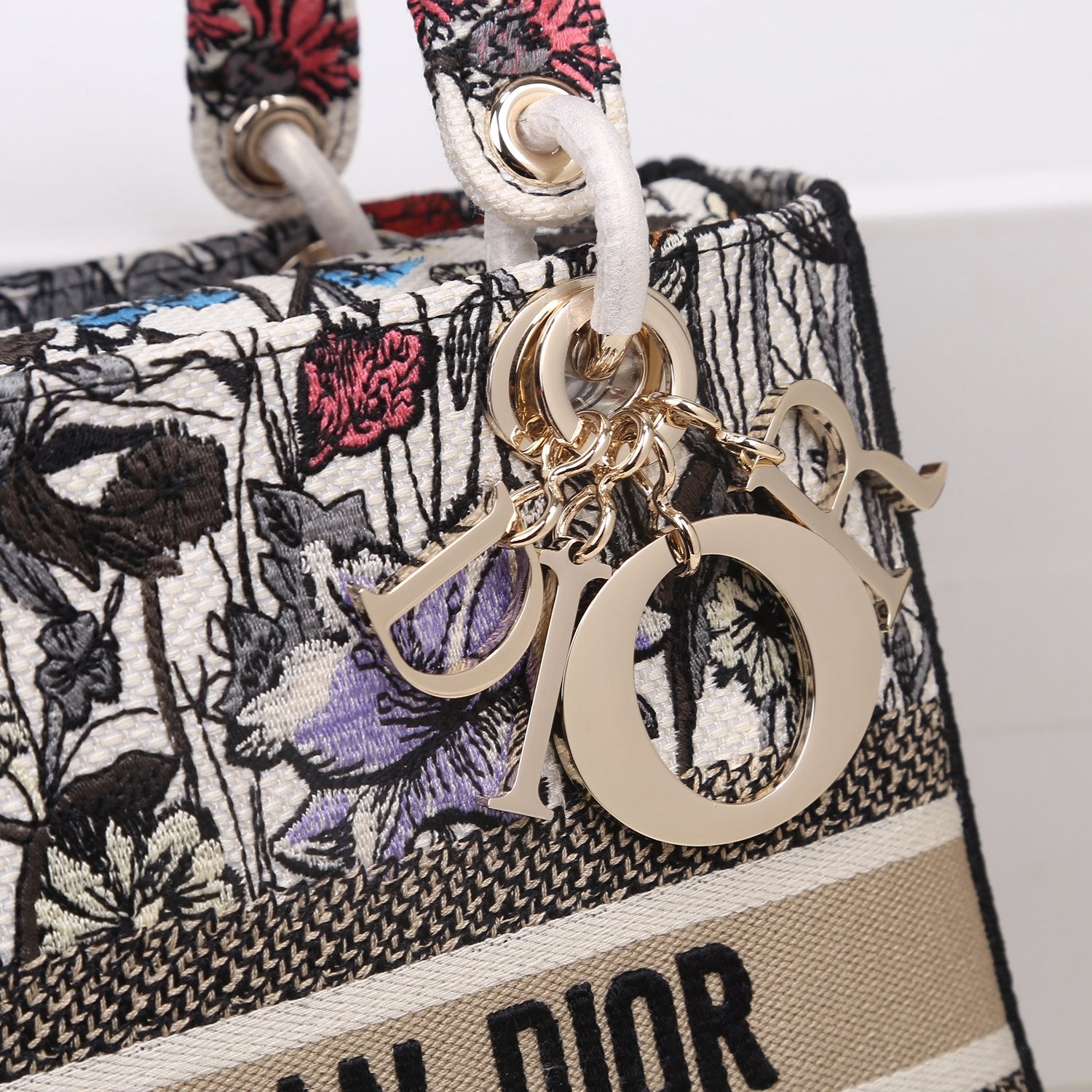 Free shipping LuxluxHouse Dior Top Bag 24*20*11cm