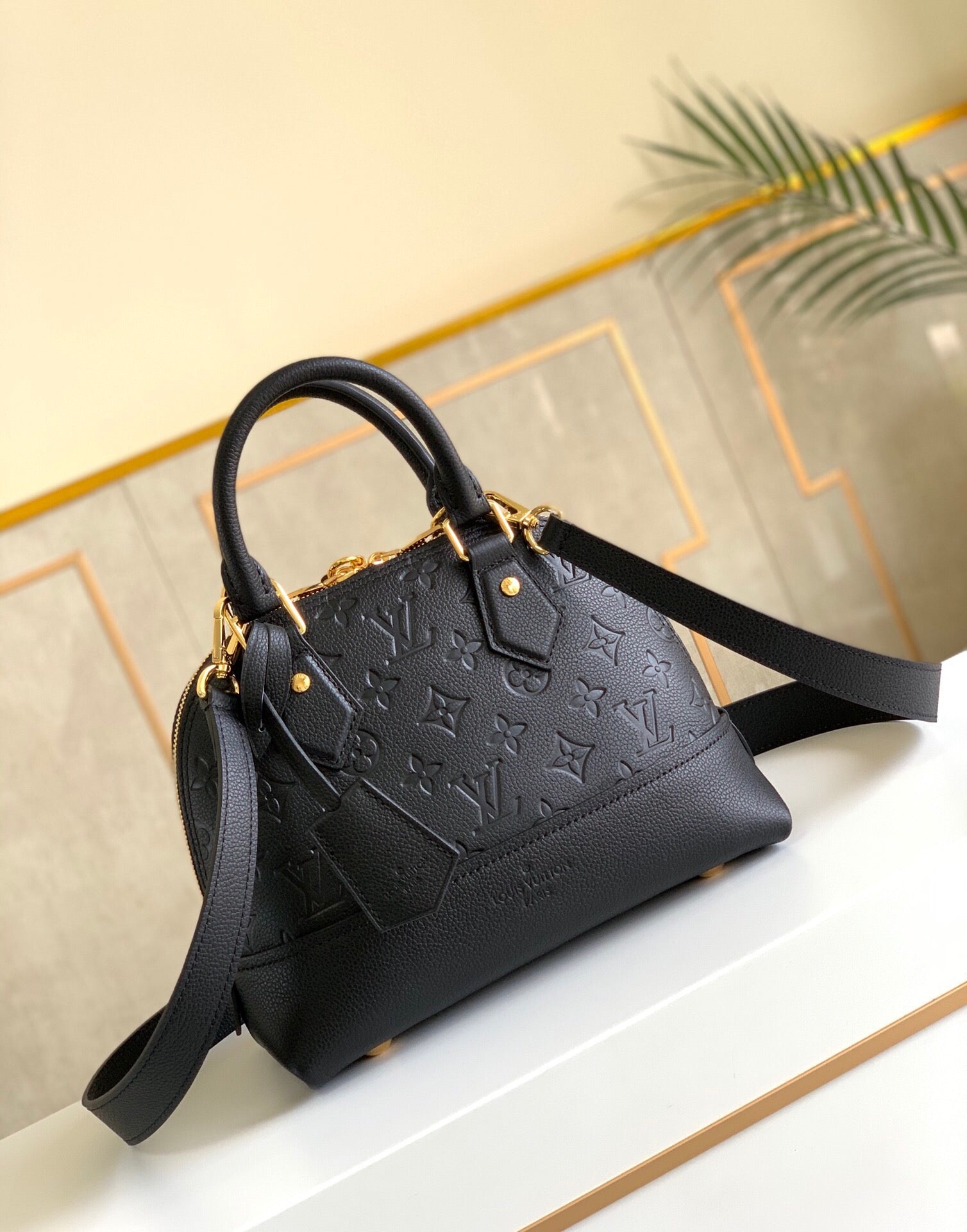 LuxluxHouse Great quality Louis Vuitton Bag Top Quality 25*18*12cm Free shipping