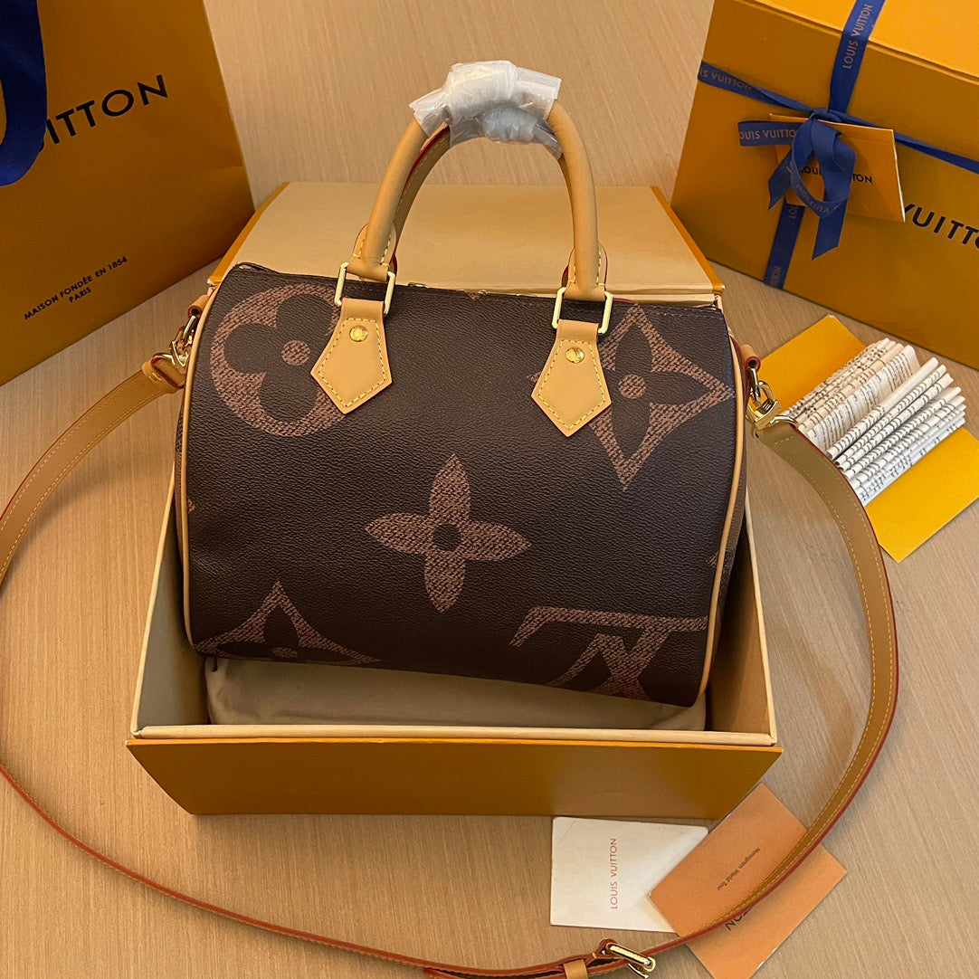 women Louis Vuitton Top Bag 44601 44602 (LuxluxHouse)