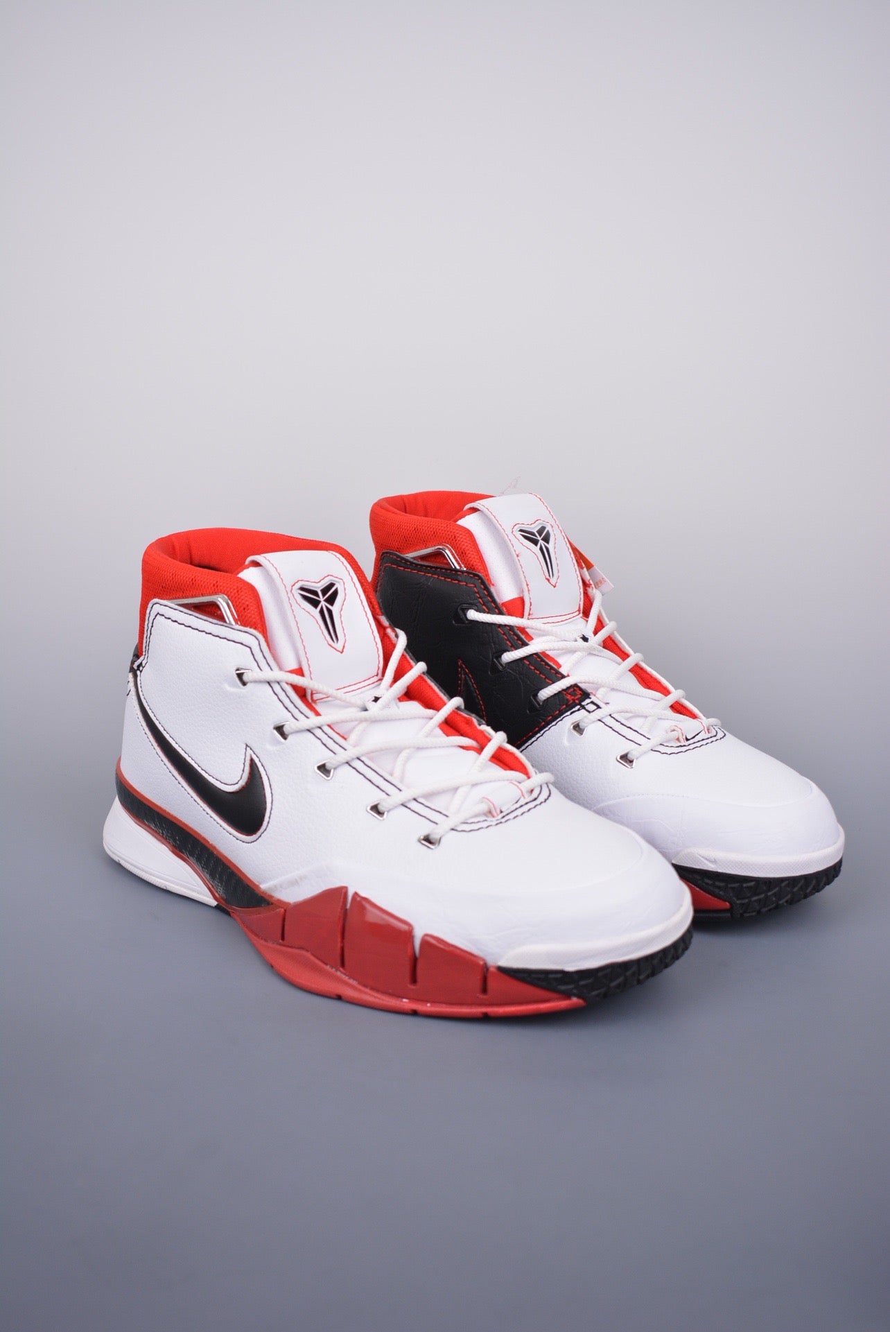 LuxluxHouse NIKE zoom KOBE 1 protro Free shipping