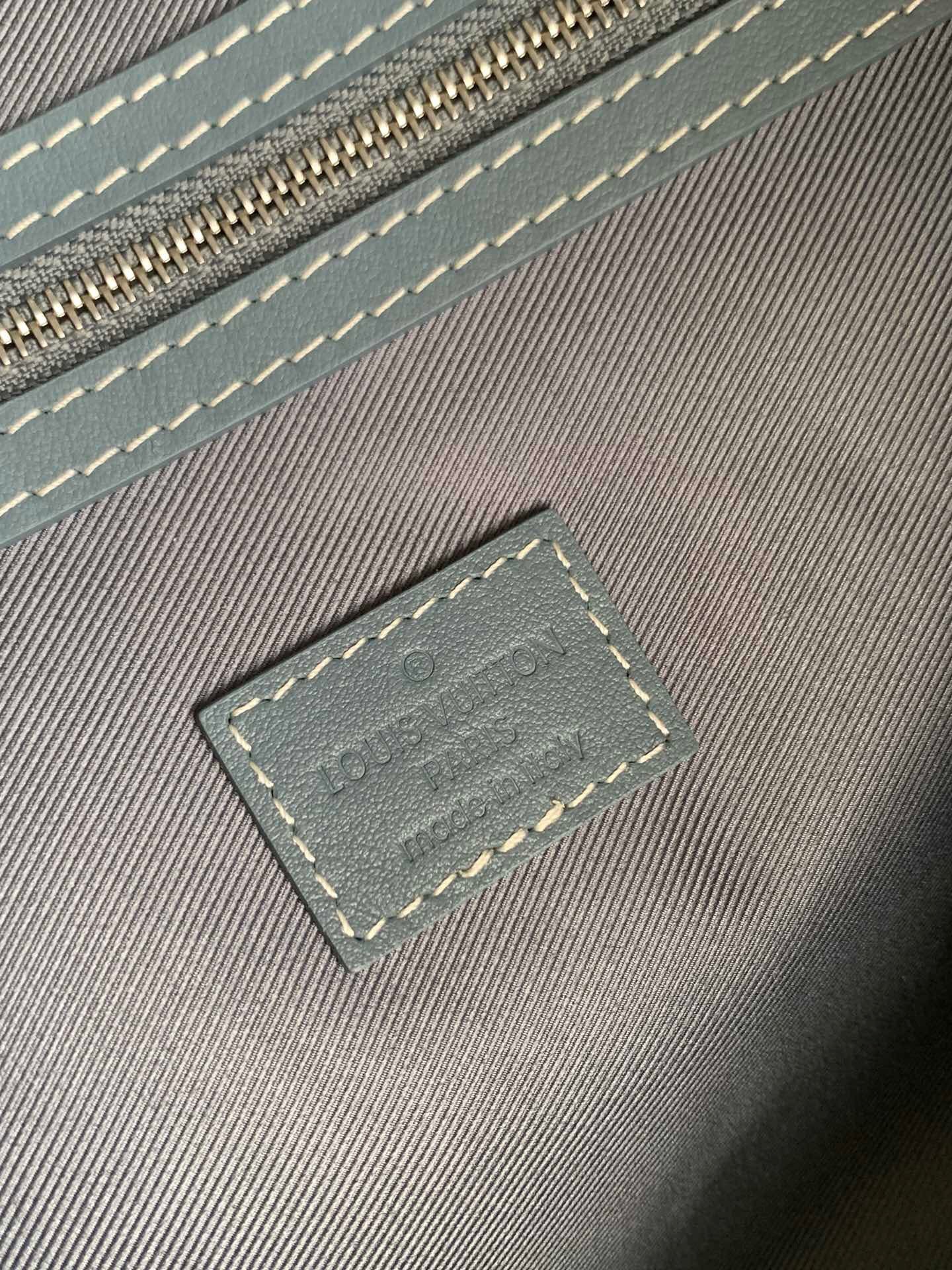 Louis Vuitton Top Bag (LuxluxHouse)