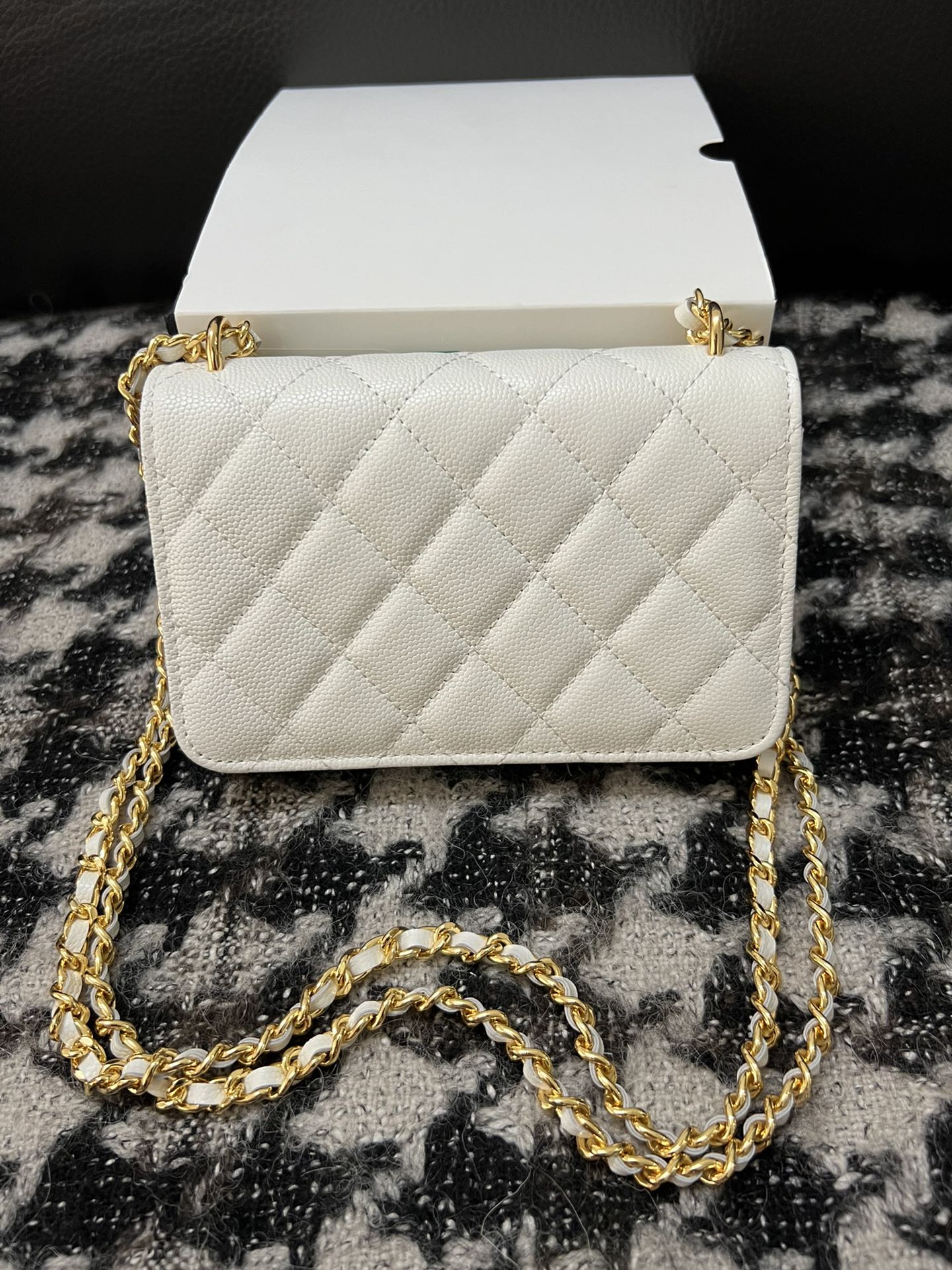 LuxluxHouse Great quality Chanel Bag Top Quality 9.2*15.2*5.4CM Free shipping