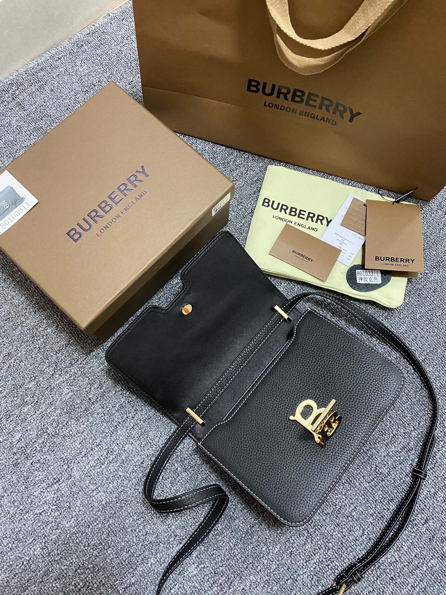 LuxluxHouse Great quality Burberry Bag Top Quality 21*6*16CM Free shipping