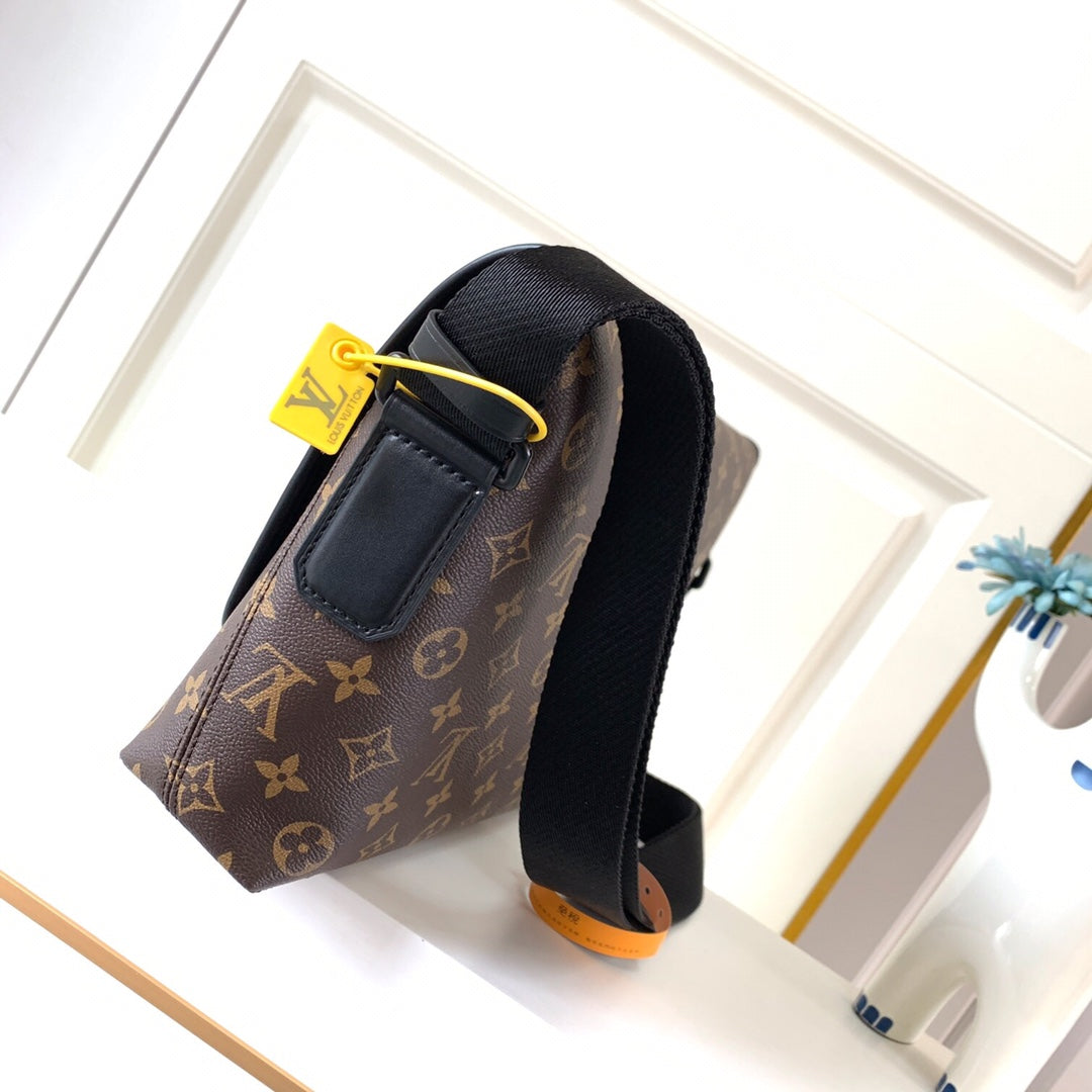 LuxluxHouse Great quality Louis Vuitton Bag Top Quality 32*22*8cm Free shipping