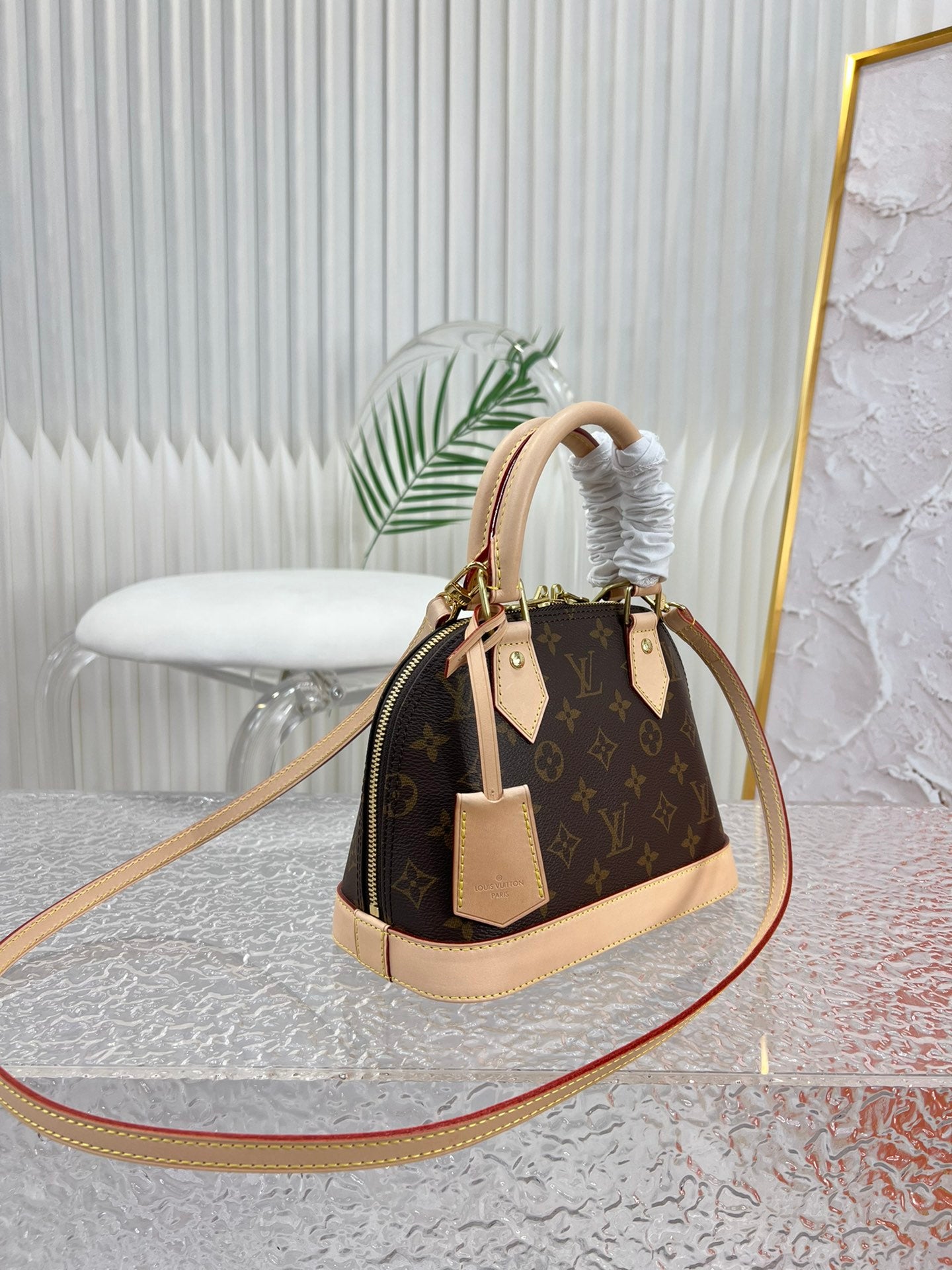 LuxluxHouse Great quality Louis Vuitton Top Bag 25*19*12cm Free shipping