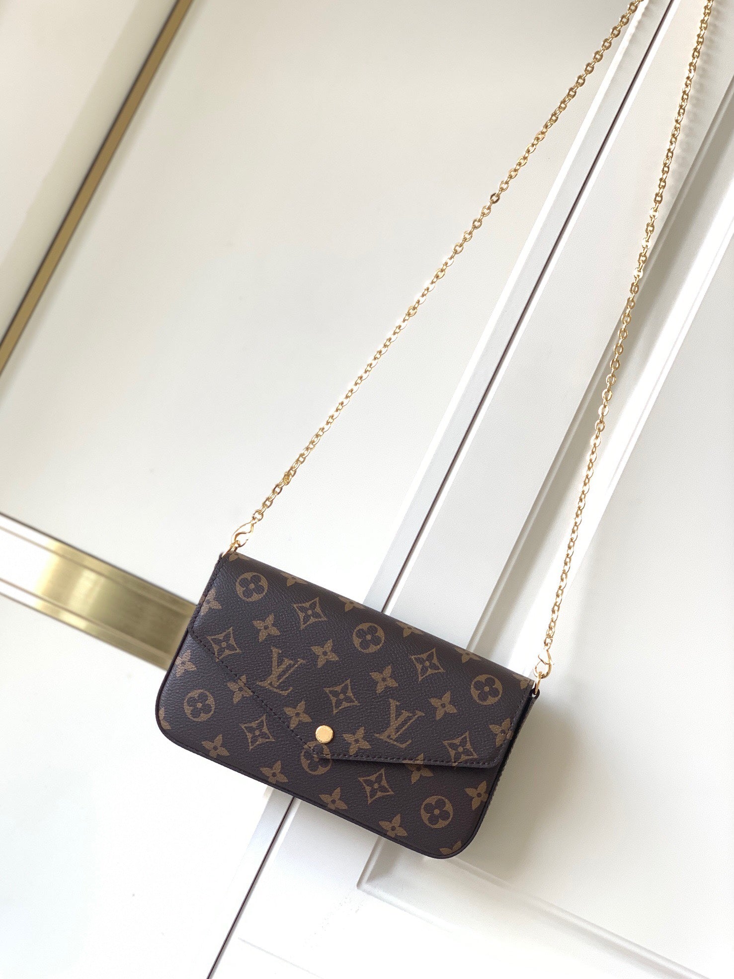 LuxluxHouse Great quality Louis Vuitton Bag Top Quality 21*12*3cm Free shipping