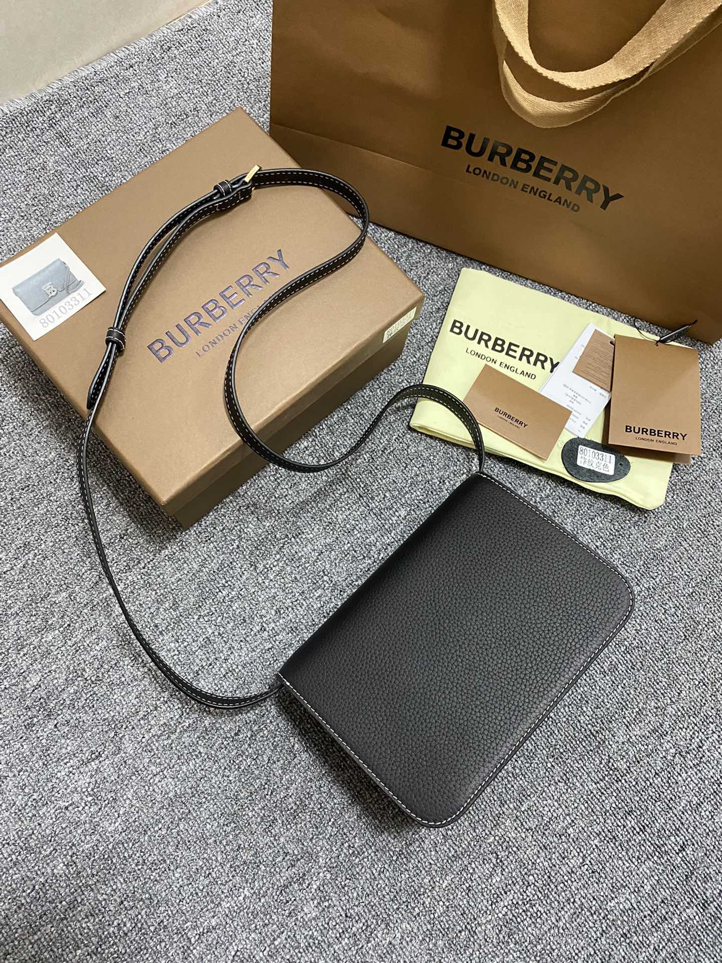 LuxluxHouse Great quality Burberry Bag Top Quality 21*6*16CM Free shipping