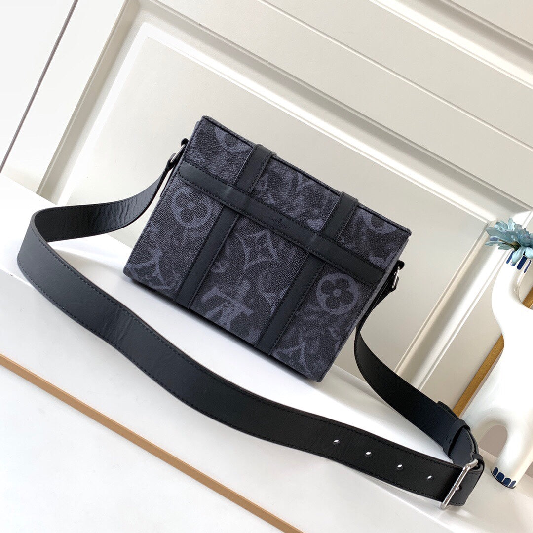 LuxluxHouse Great quality Louis Vuitton Bag Top Quality 24*18*5.5cm Free shipping