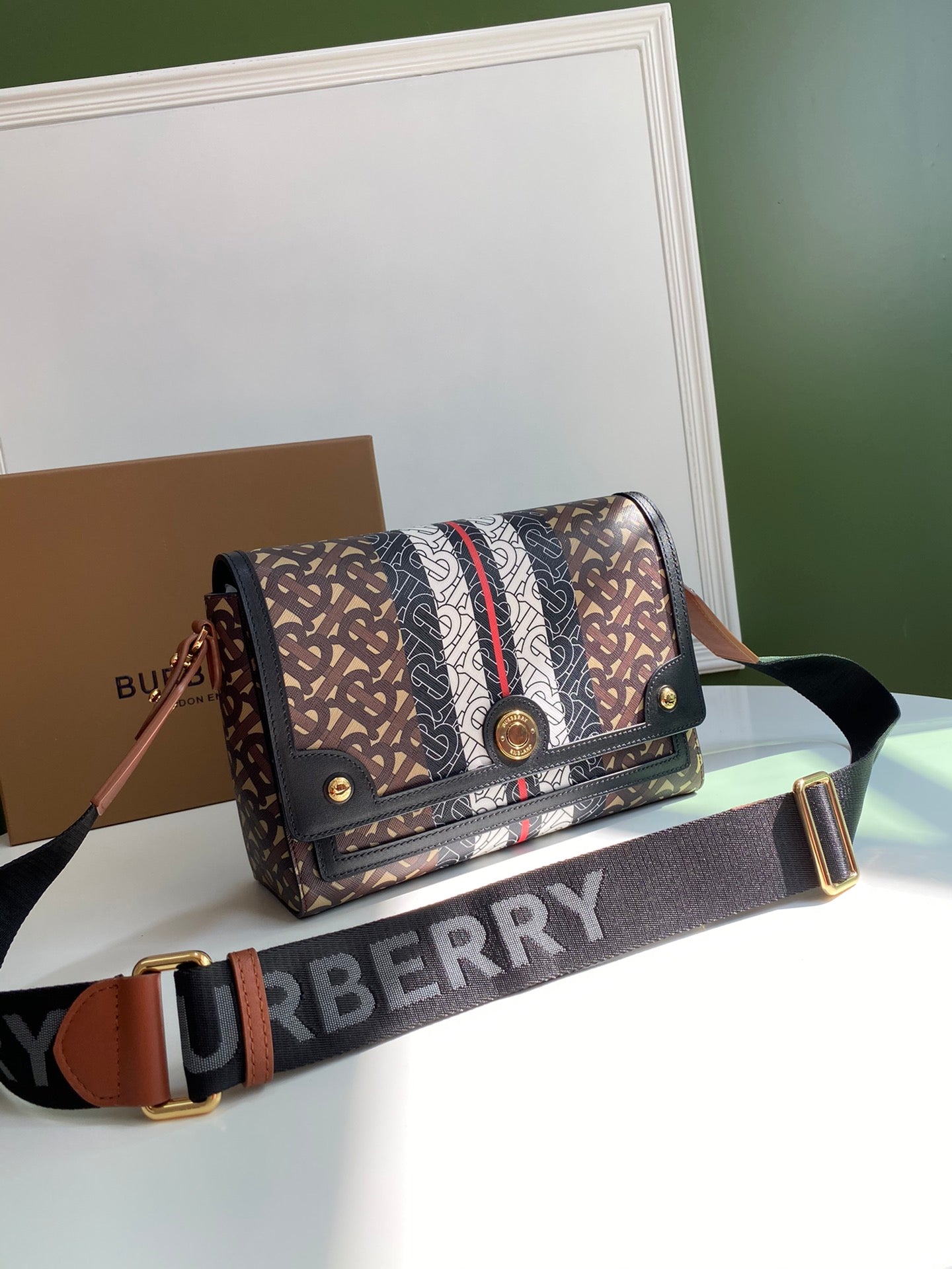 LuxluxHouse Great quality Burberry Bag Top Quality 25*8.5*18CM Free shipping