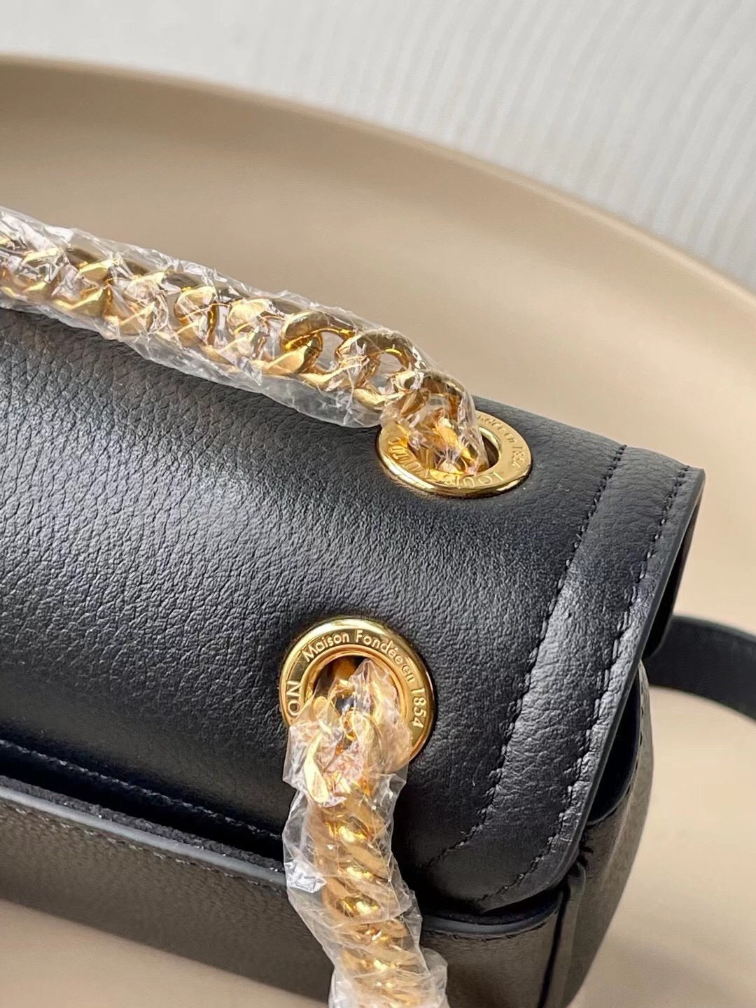 Louis Vuitton Top Bag (LuxluxHouse)