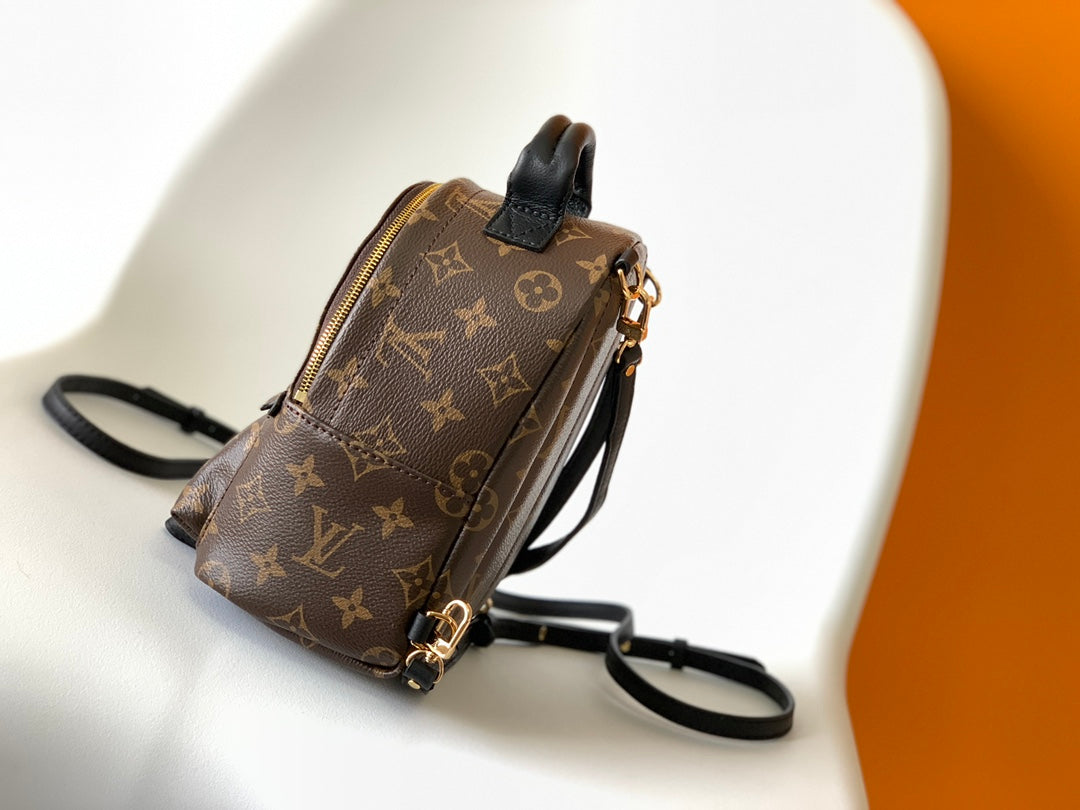 LuxluxHouse Great quality Louis Vuitton Bag Top Quality 15*22*9cm Free shipping