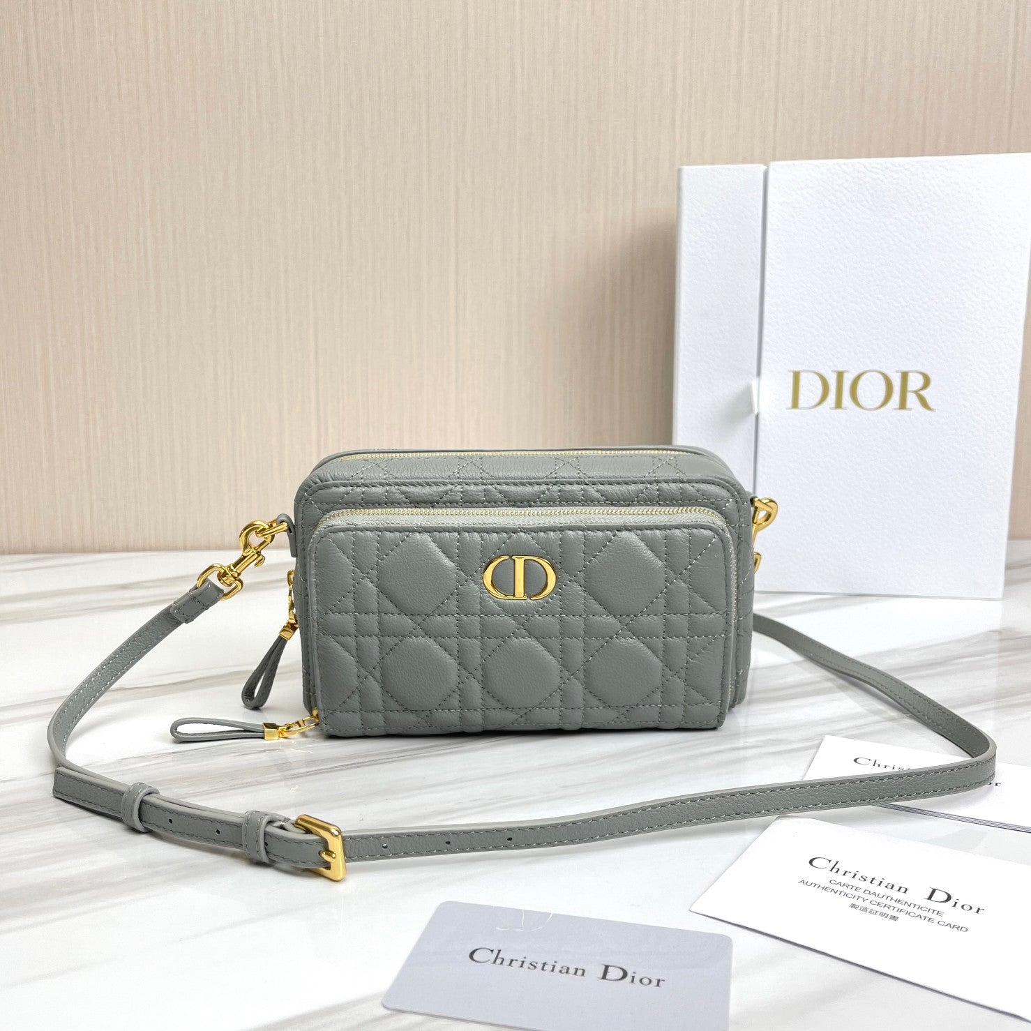 Free shipping LuxluxHouse Dior Top Bag 19*10.5*5cm