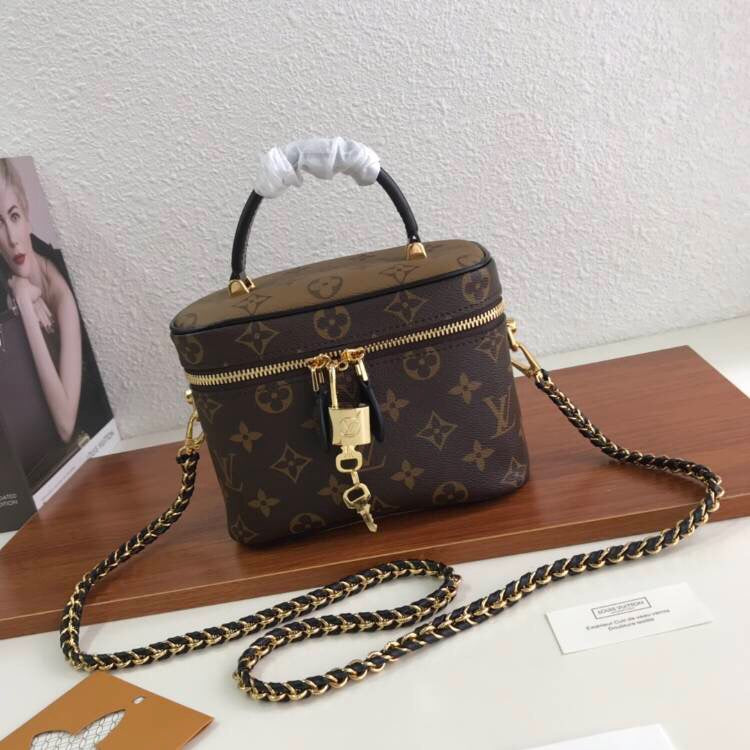 LuxluxHouse Great quality Louis Vuitton Bag Top Quality 19*13*11cm Free shipping