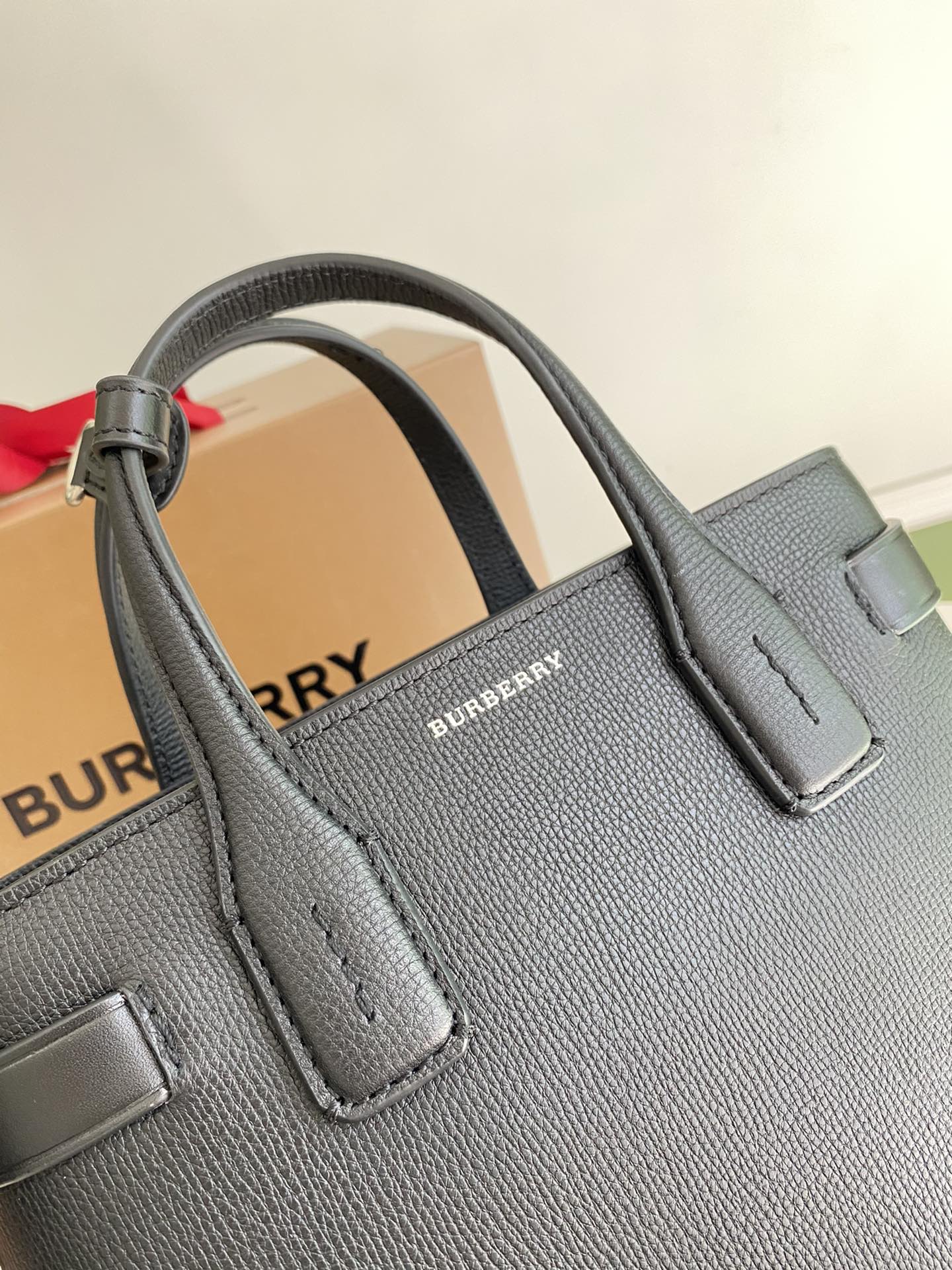 LuxluxHouse Great quality Burberry Bag Top Quality 26*12*19cm Free shipping