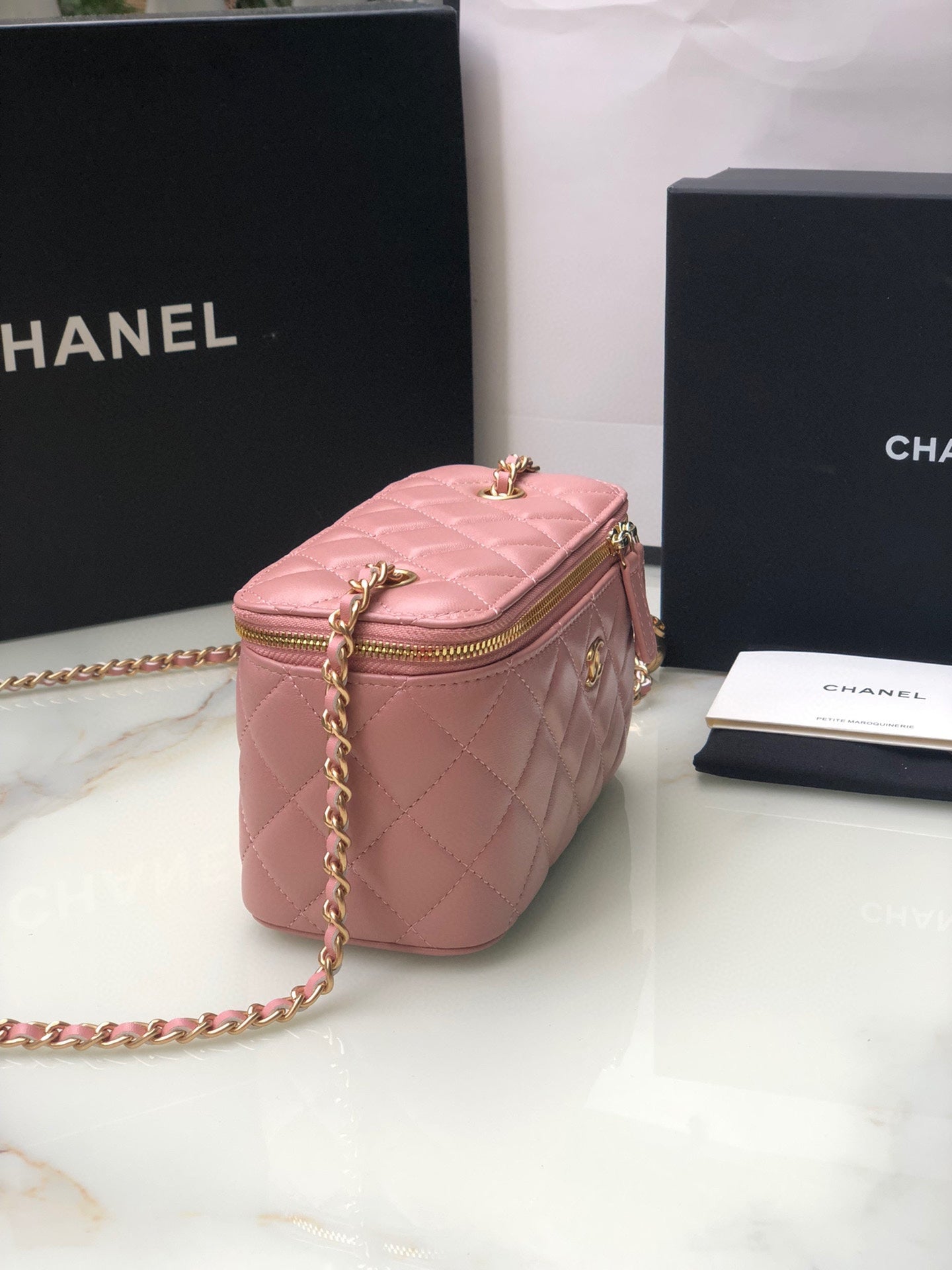 LuxluxHouse Great quality Chanel Top Bag 17*9.5*8CM Free shipping