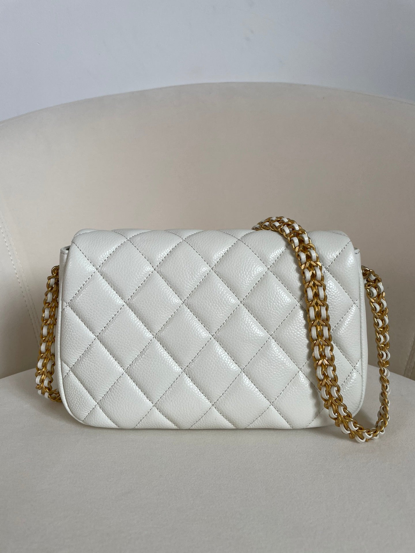 LuxluxHouse Great quality Chanel Bag Top Quality 13.5*21*6.5cm Free shipping