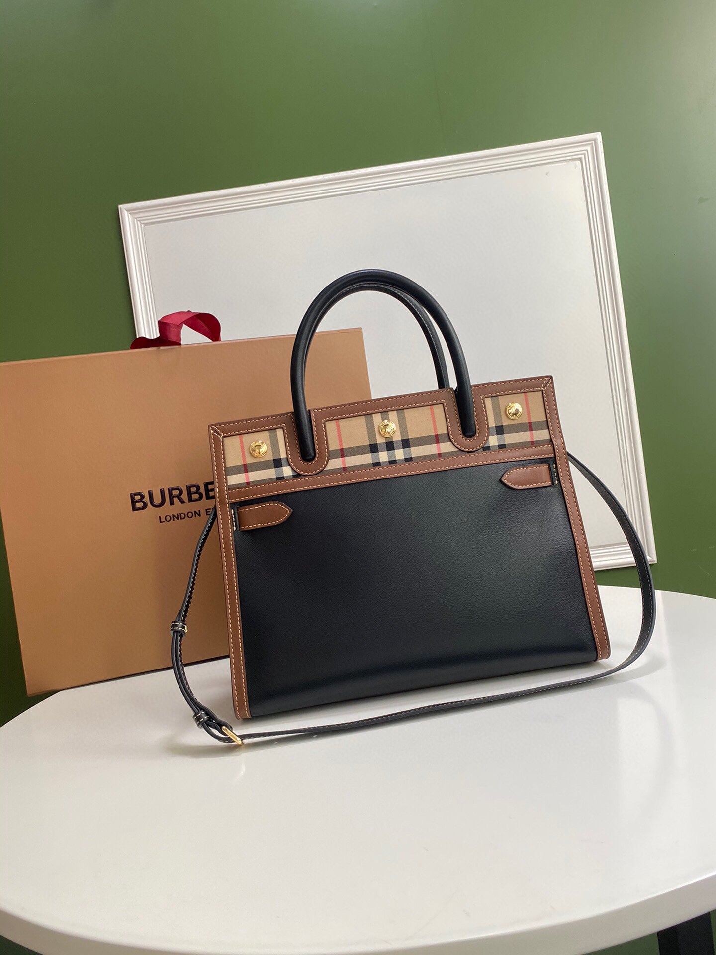 LuxluxHouse Great quality Burberry Top Bag 32*15*25cm Free shipping