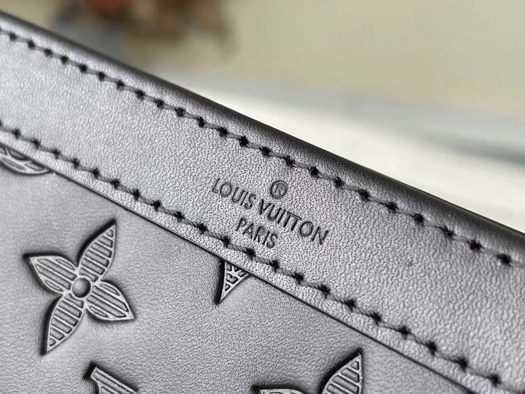 LuxluxHouse Great quality Louis Vuitton Bag Top Quality 22*14.5*4.5CM Free shipping