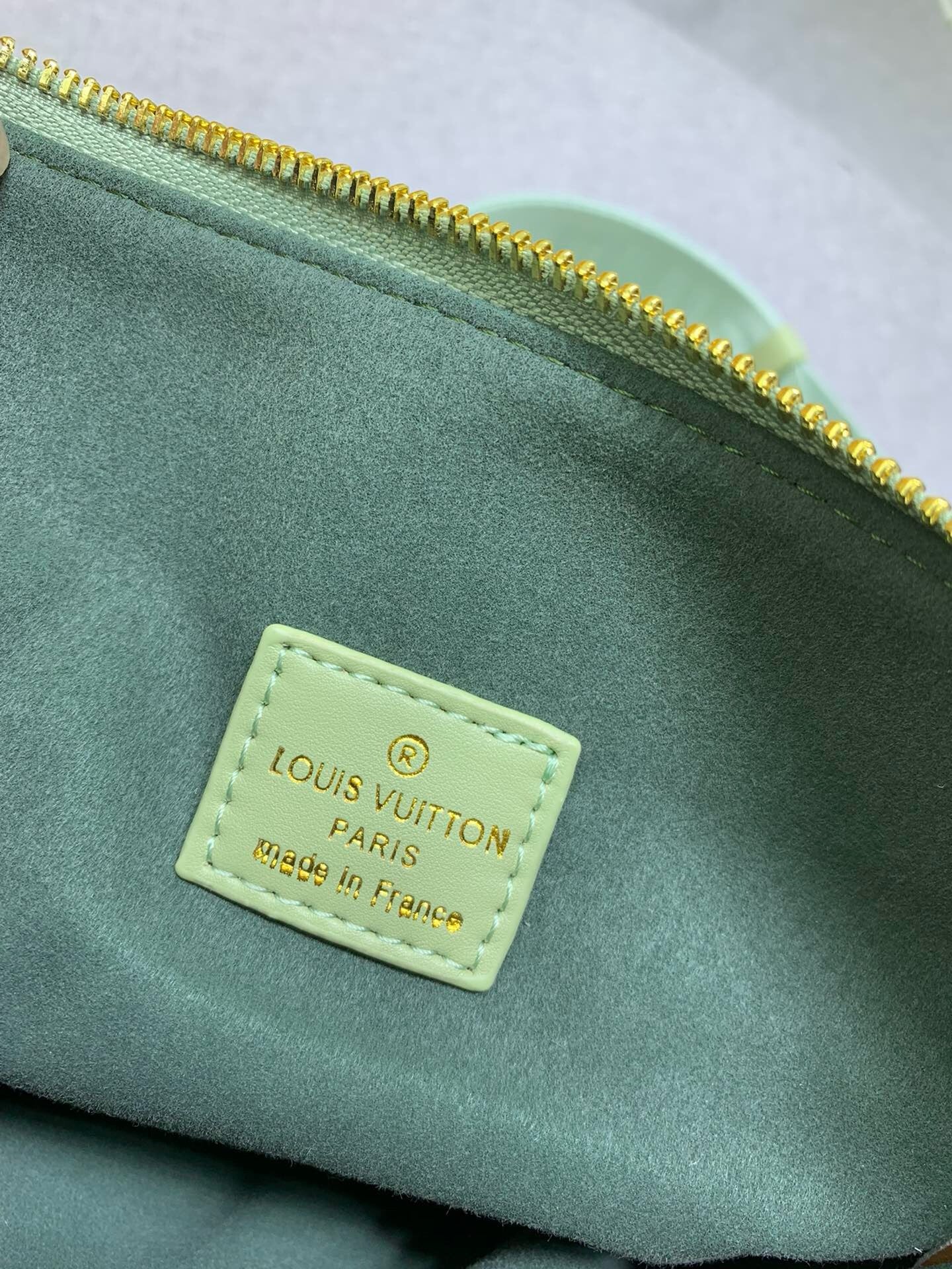 Copy Louis Vuitton Top Bag (LuxluxHouse)