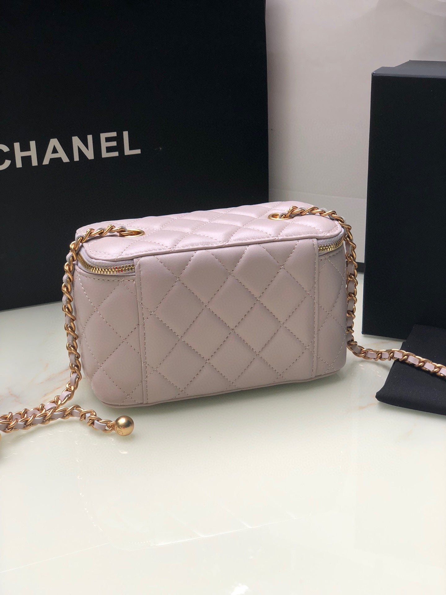 LuxluxHouse Great quality Chanel Top Bag 17*9.5*8CM Free shipping