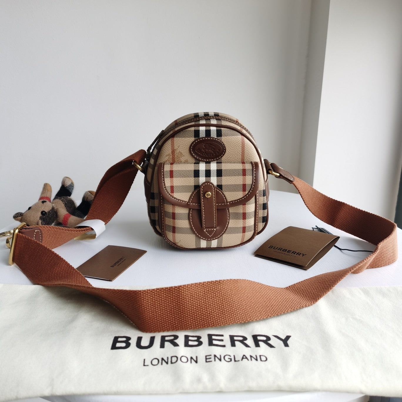 LuxluxHouse Great quality Burberry Bag Top Quality 15*10*17cm Free shipping