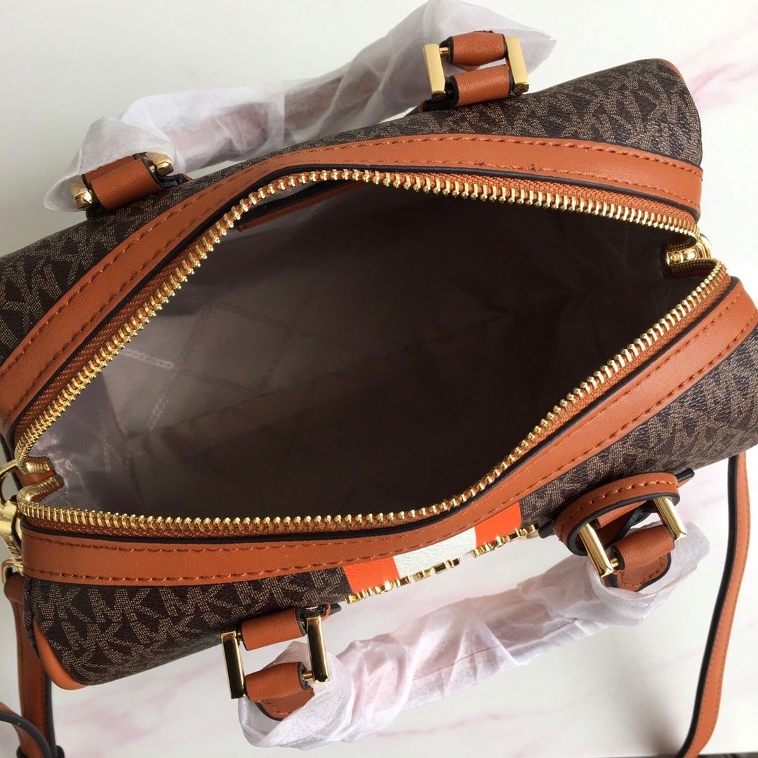 LuxluxHouse Great quality Michael Kors Bag Top Quality 24*17*14cm Free shipping