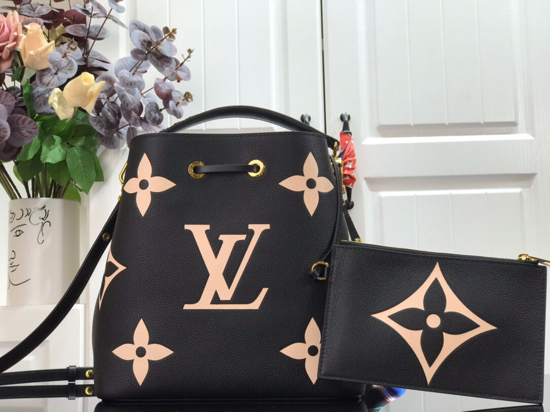 LuxluxHouse Great quality Louis Vuitton Bag Top Quality 26*26*17.5cm Free shipping