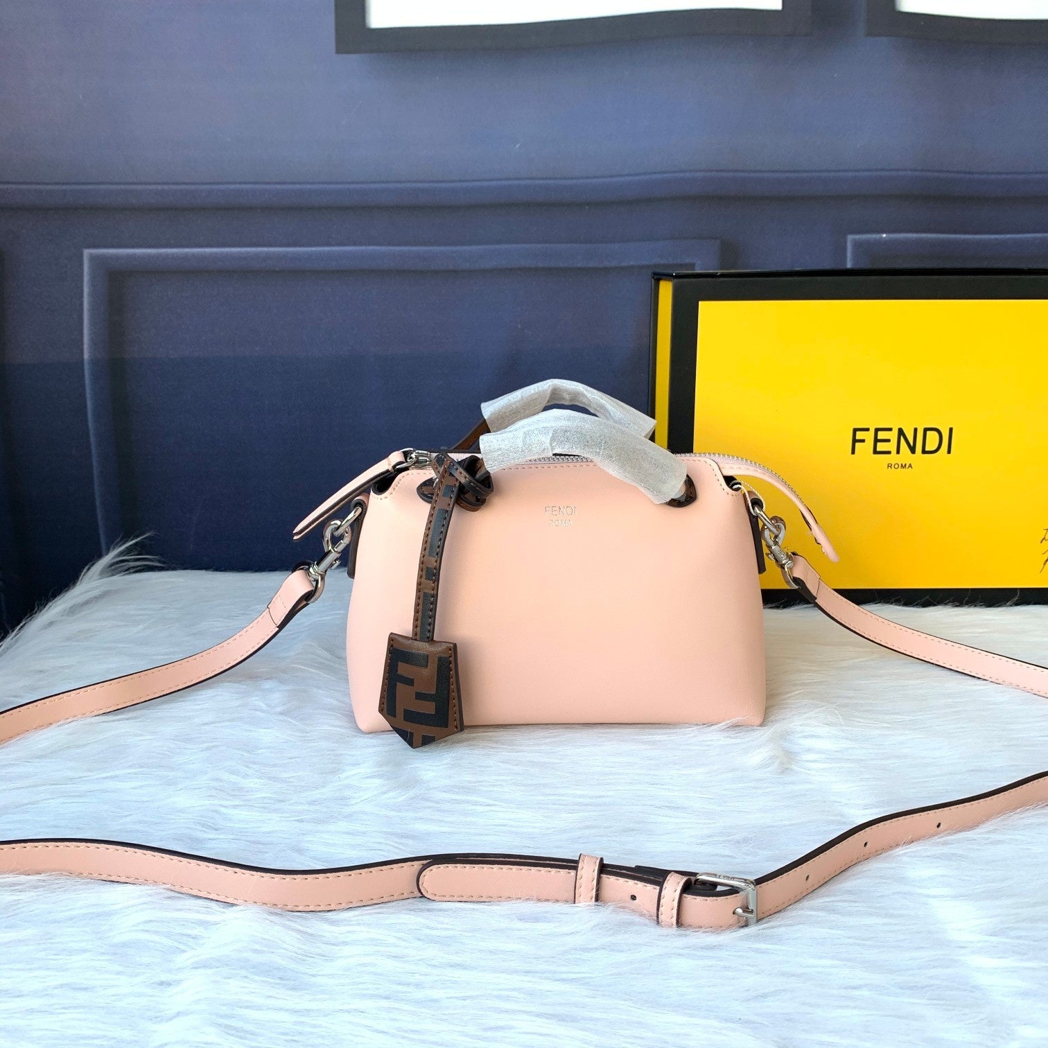 LuxluxHouse Great quality Fendi Top Bag 21*12.5*9.5cm Free shipping