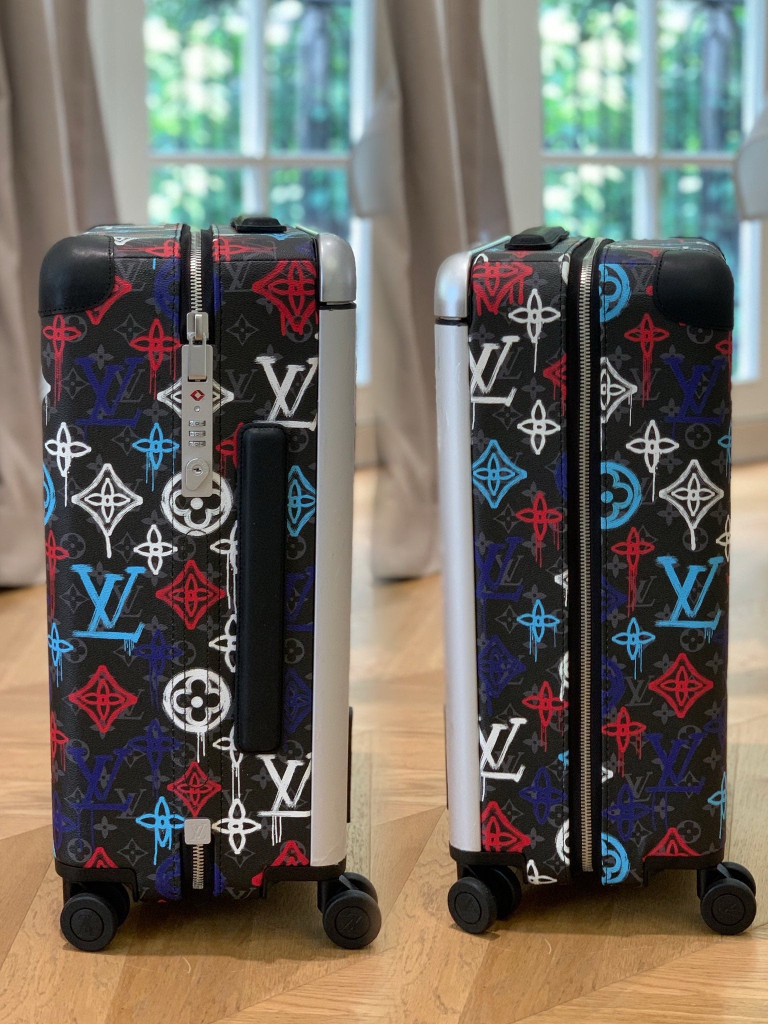 L*ouis V*uitton Luggage (LuxluxHouse)