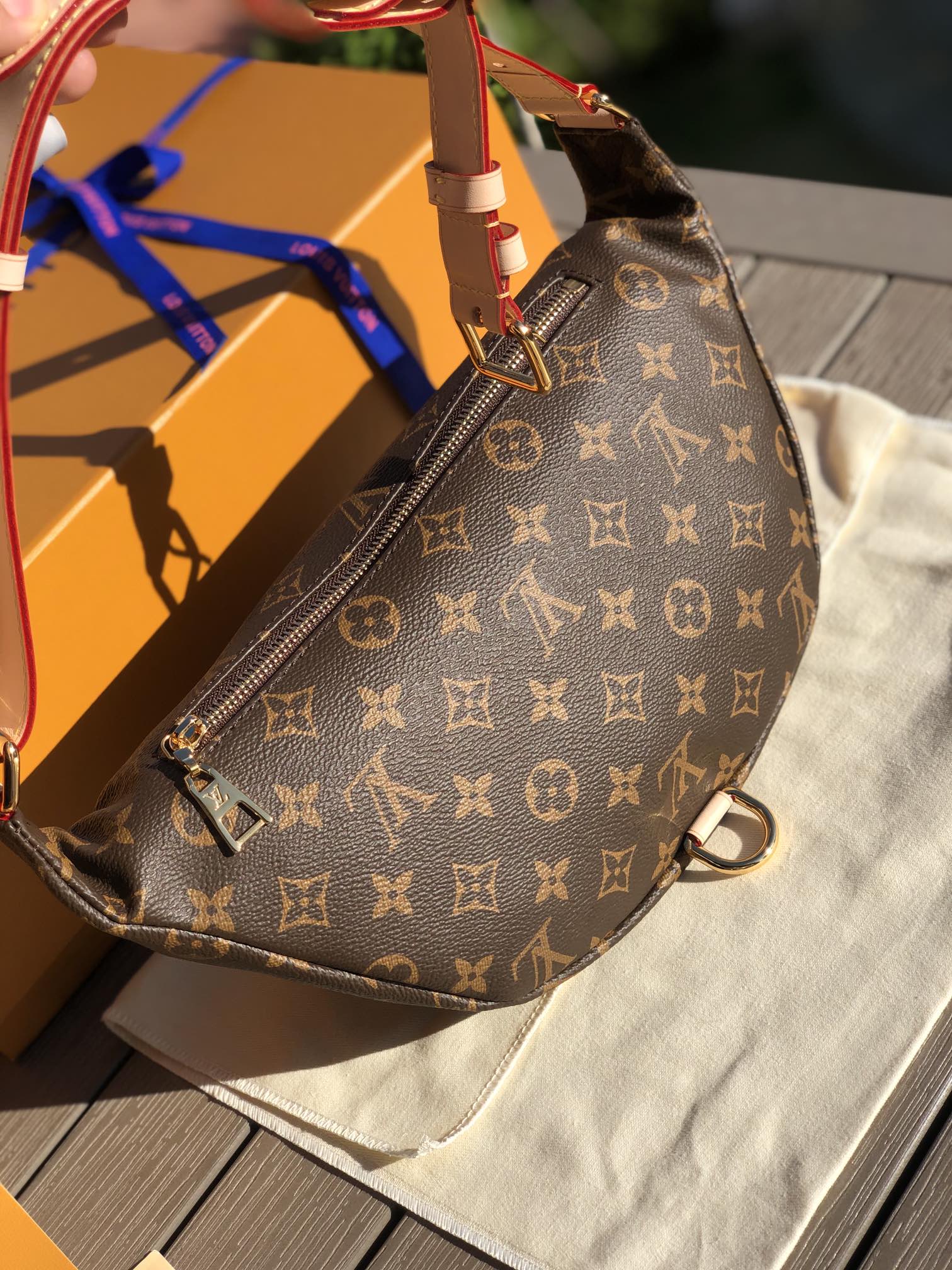 LuxluxHouse Great quality Louis Vuitton Bag Top Quality Free shipping