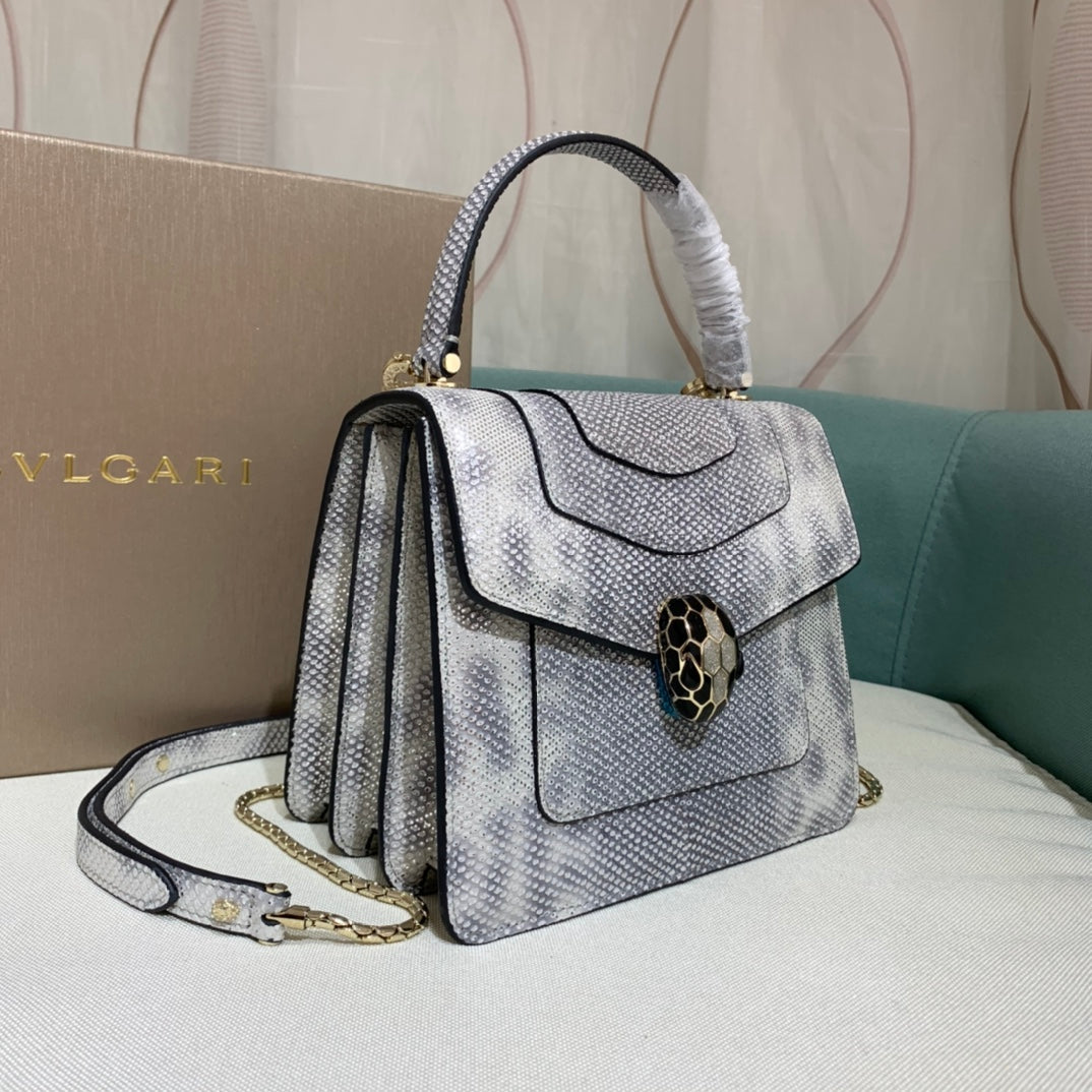 LuxluxHouse Great quality Bvlgari Top Bag 18cm Free shipping