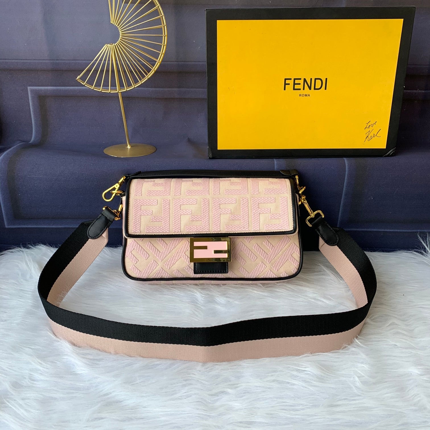 LuxluxHouse Great quality Fendi Top Bag 26*14*4cm Free shipping