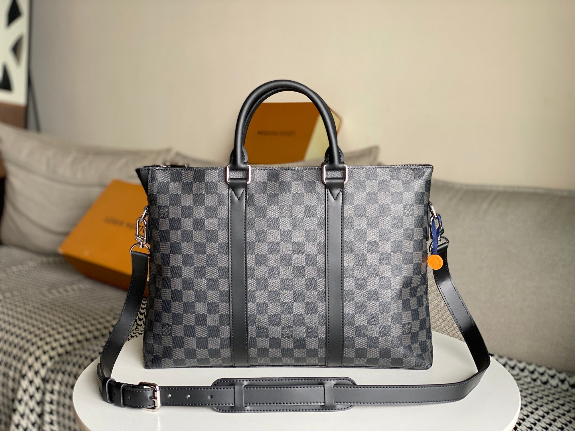 LuxluxHouse Great quality Louis Vuitton Bag Top Quality 39*29*5CM Free shipping