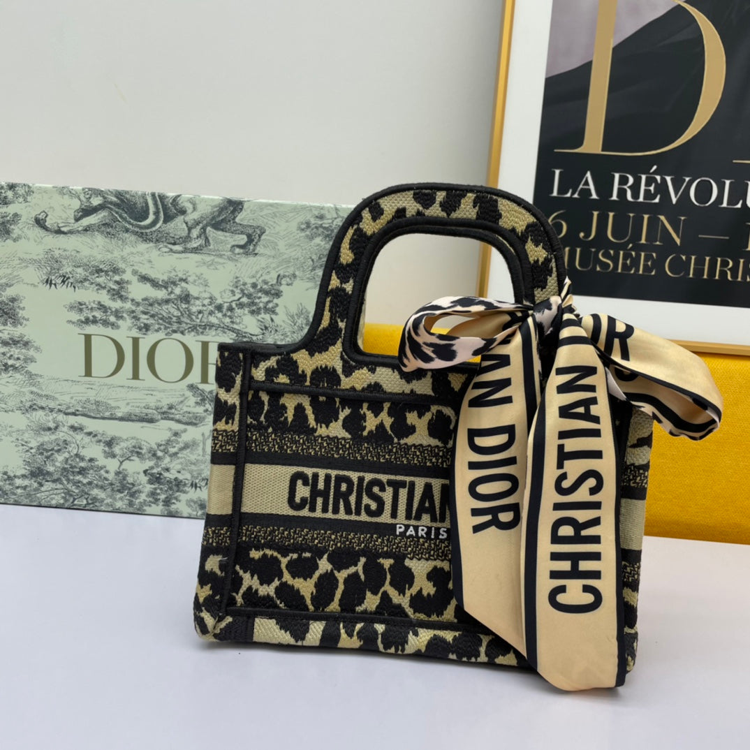 Free shipping LuxluxHouse Dior Bag Top Quality 22.5*24.*8cm