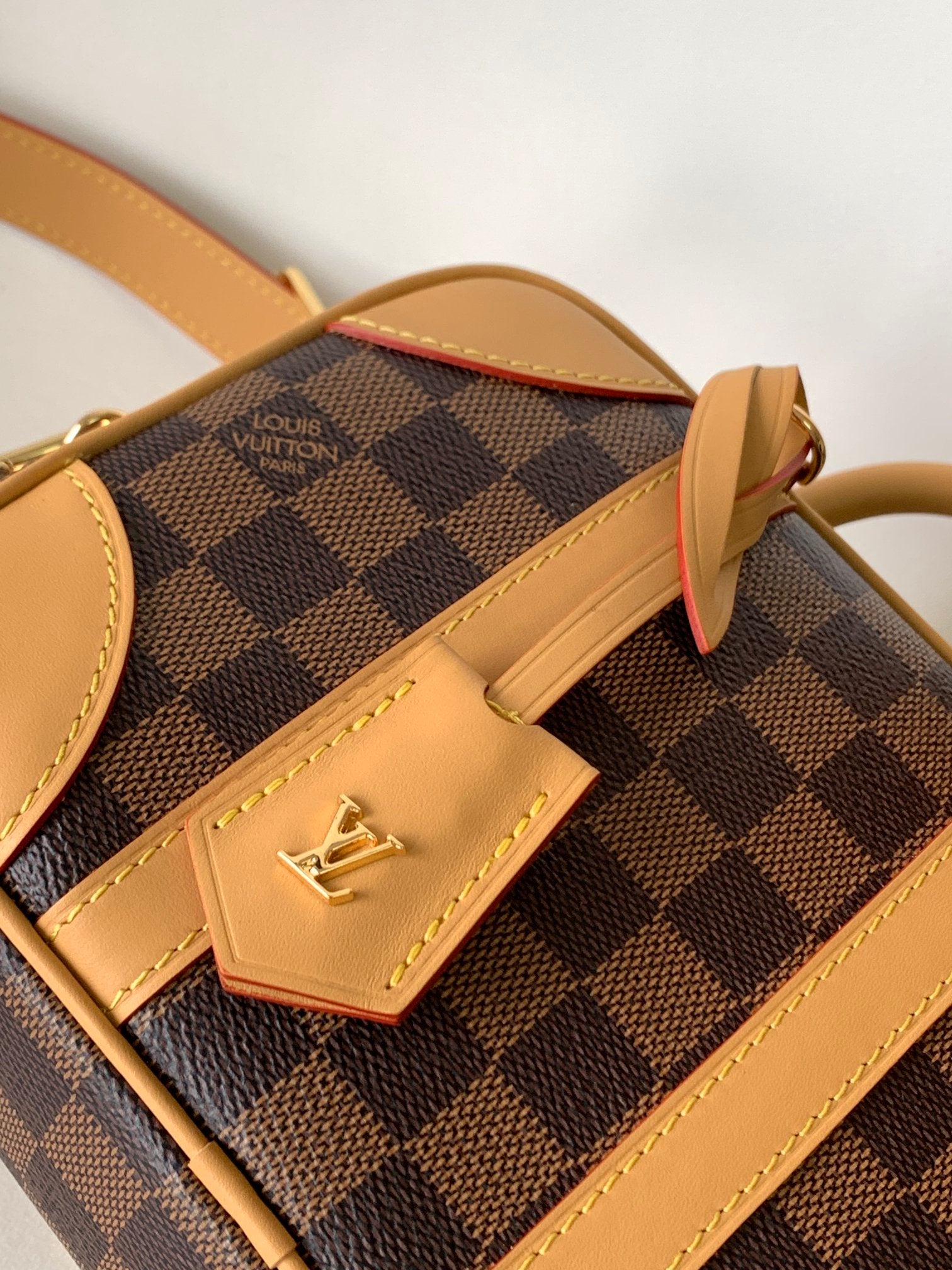 LuxluxHouse Great quality Louis Vuitton Bag Top Quality 21*16*7CM Free shipping