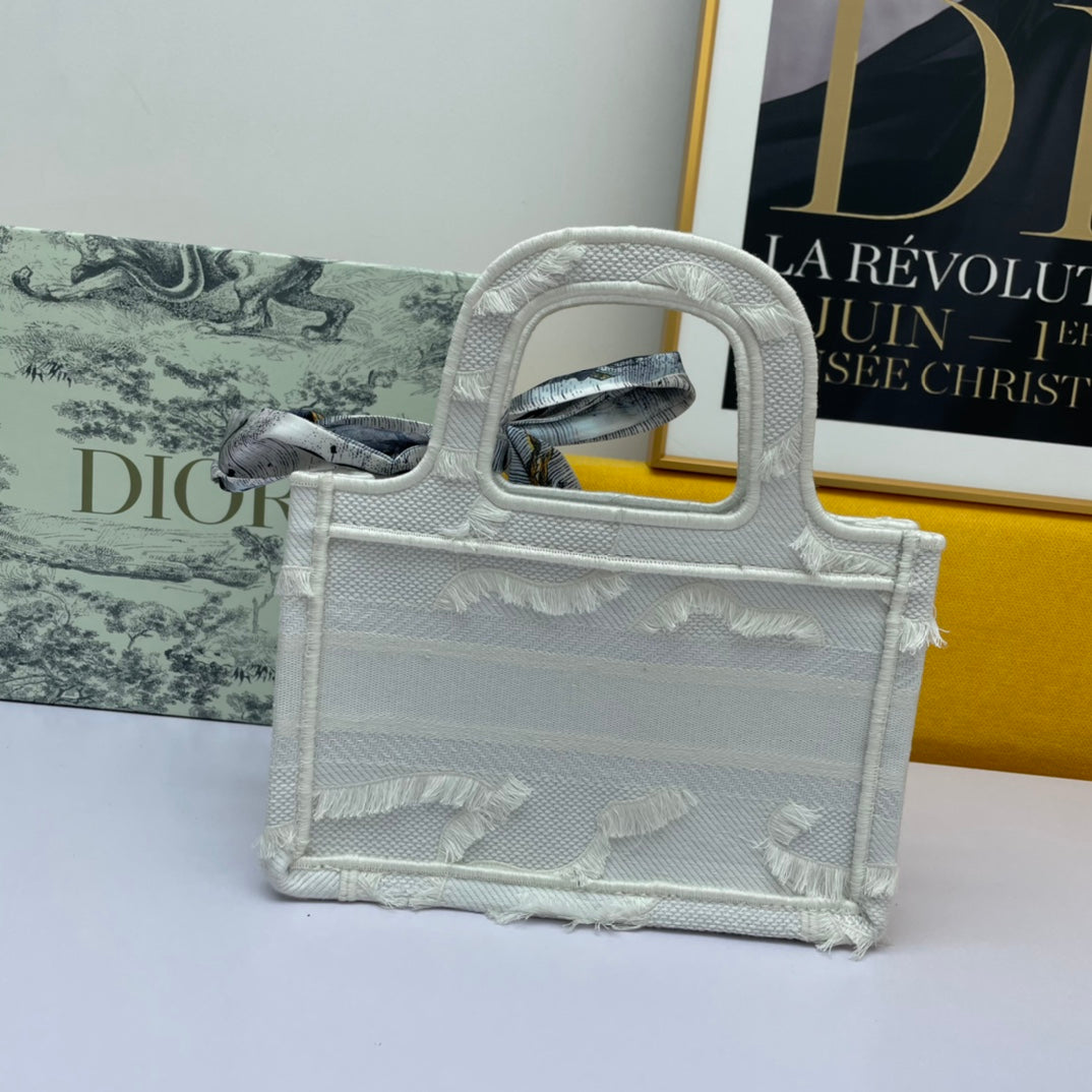 Free shipping LuxluxHouse Dior Bag Top Quality 22.5*24.*8cm