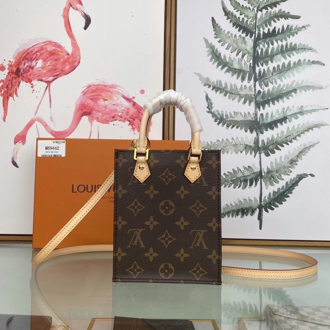 LuxluxHouse Great quality Louis Vuitton Top Bag 14*17*5cm Free shipping