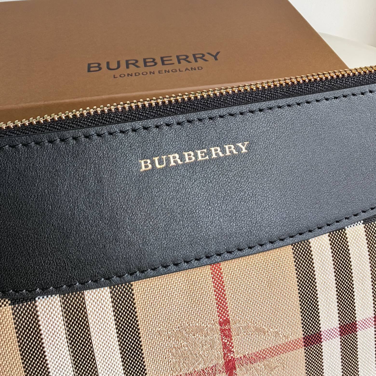 Free shipping LuxluxHouseBurberry Bag Top Quality