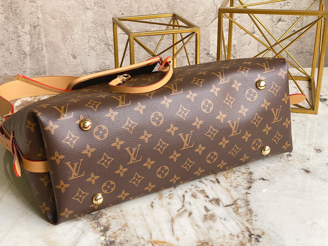 LuxluxHouse Great quality Louis Vuitton Bag Top Quality 39*30*15CM Free shipping