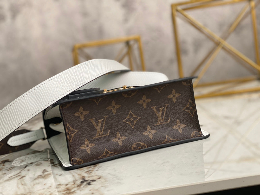 LuxluxHouse Great quality Louis Vuitton Bag Top Quality 17*16*8.5cm Free shipping