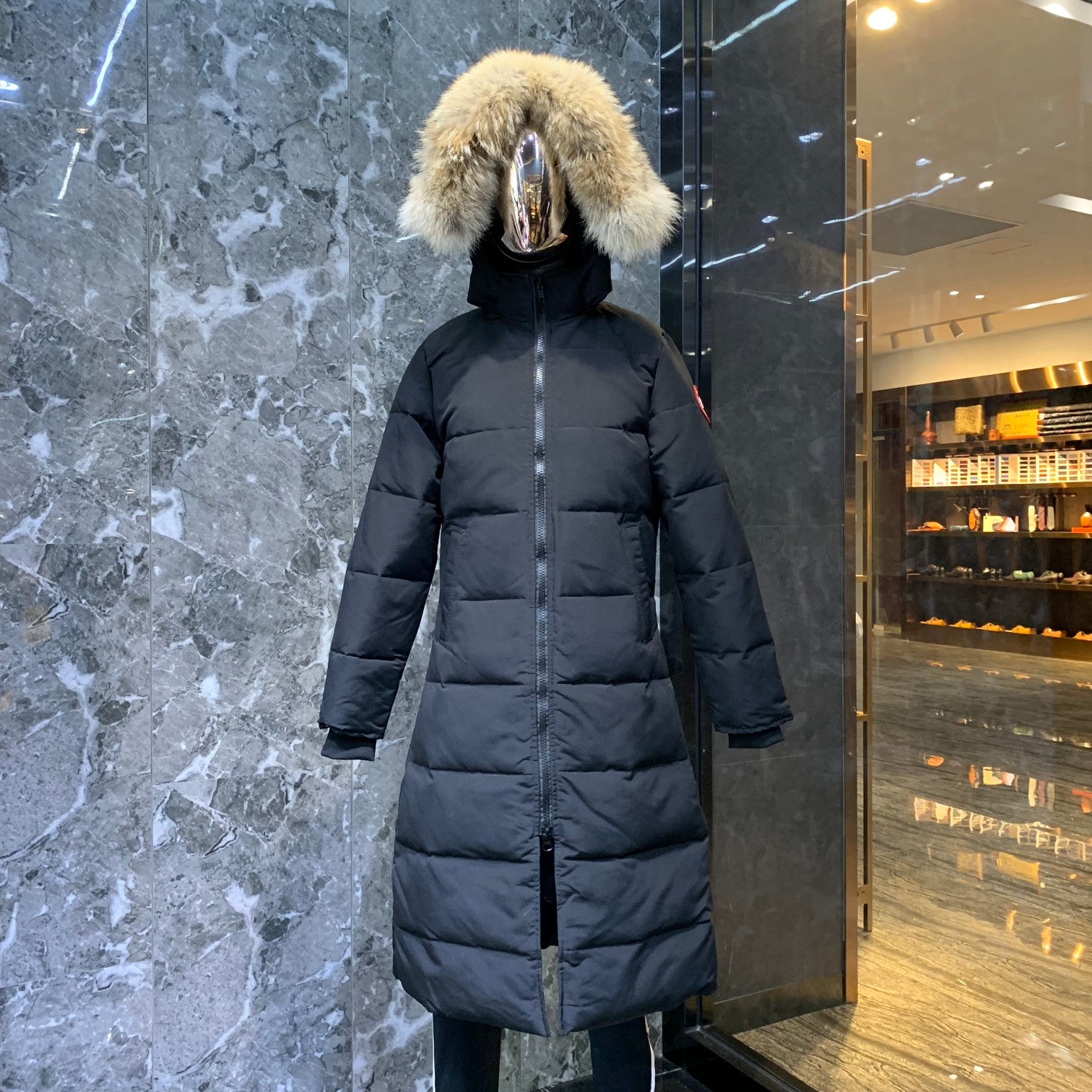 Canada Goose Coats & Jackets