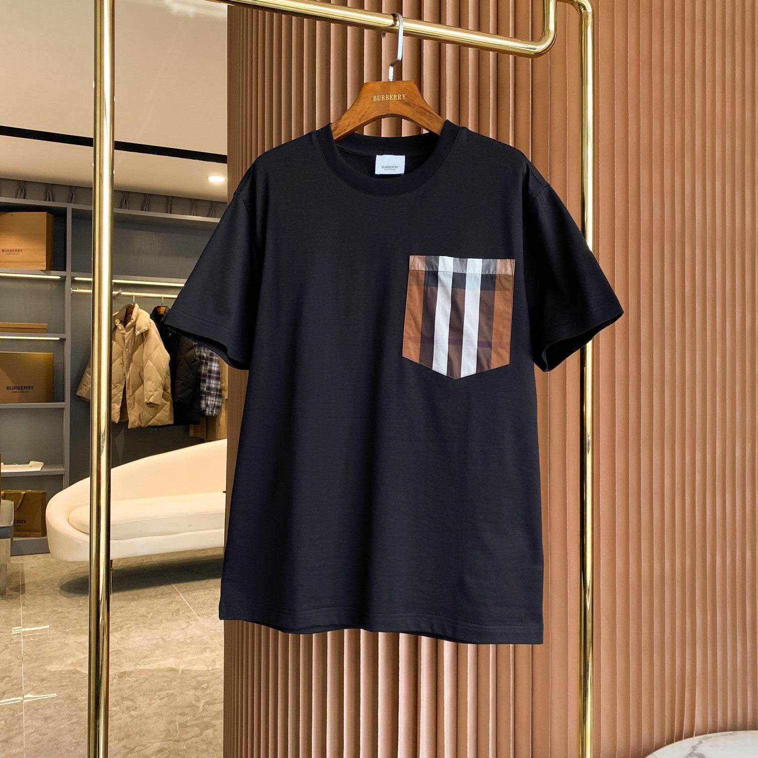 LuxluxHouse Burberry T-shirt NO.2